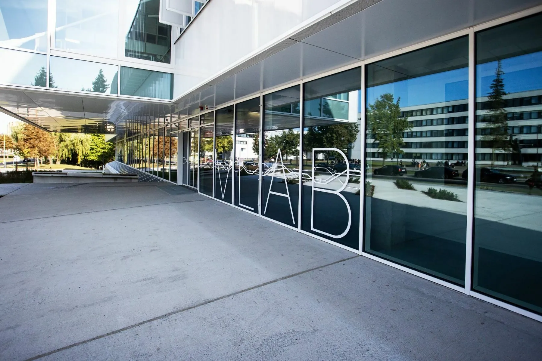 Išskirtinis ir naujas Kauno mokslo akcentas: baigtos KTU „M-Lab“ statybos