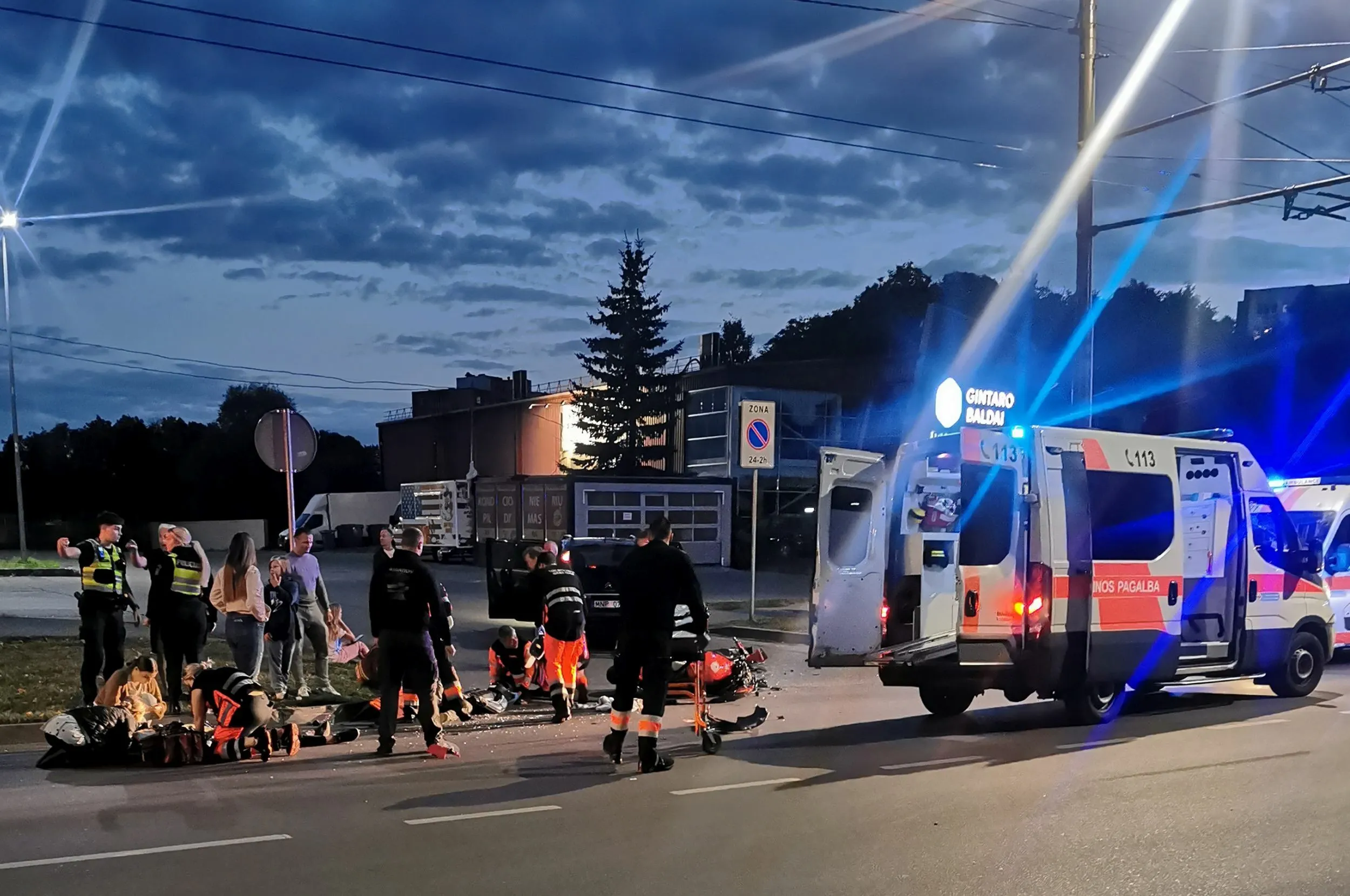 Motociklo ir automobilio avarija Draugystės g.