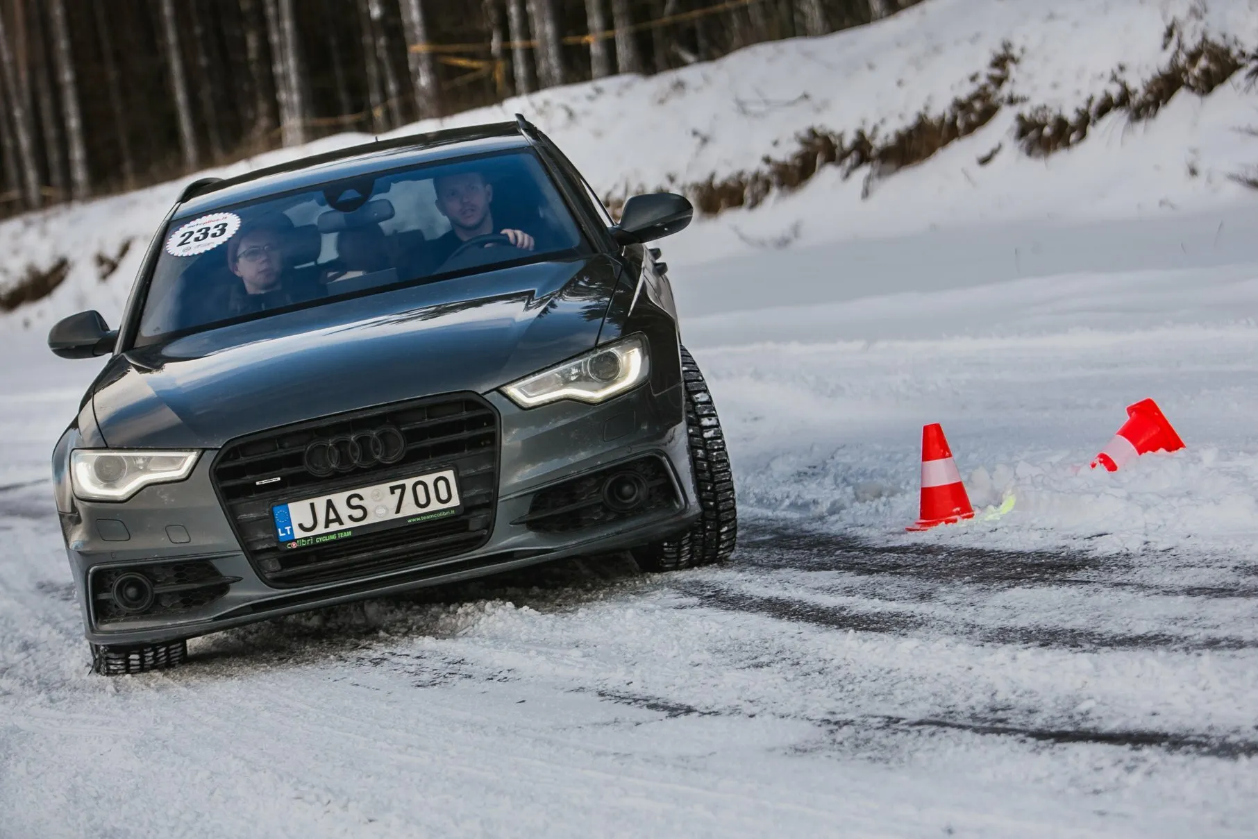 „Tėvas Racing“ mokymai Nemuno žiede