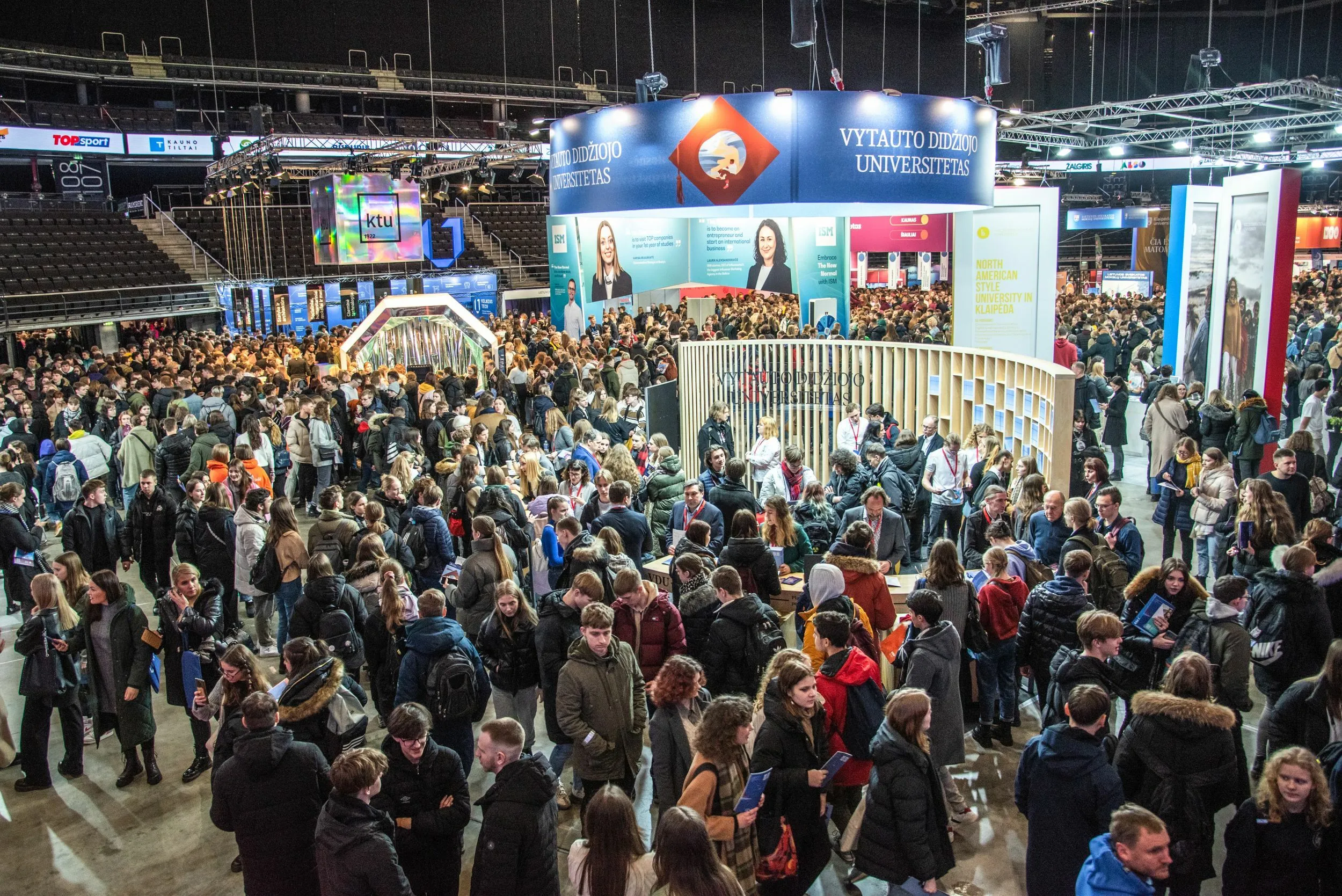 Aukštųjų mokyklų mugė