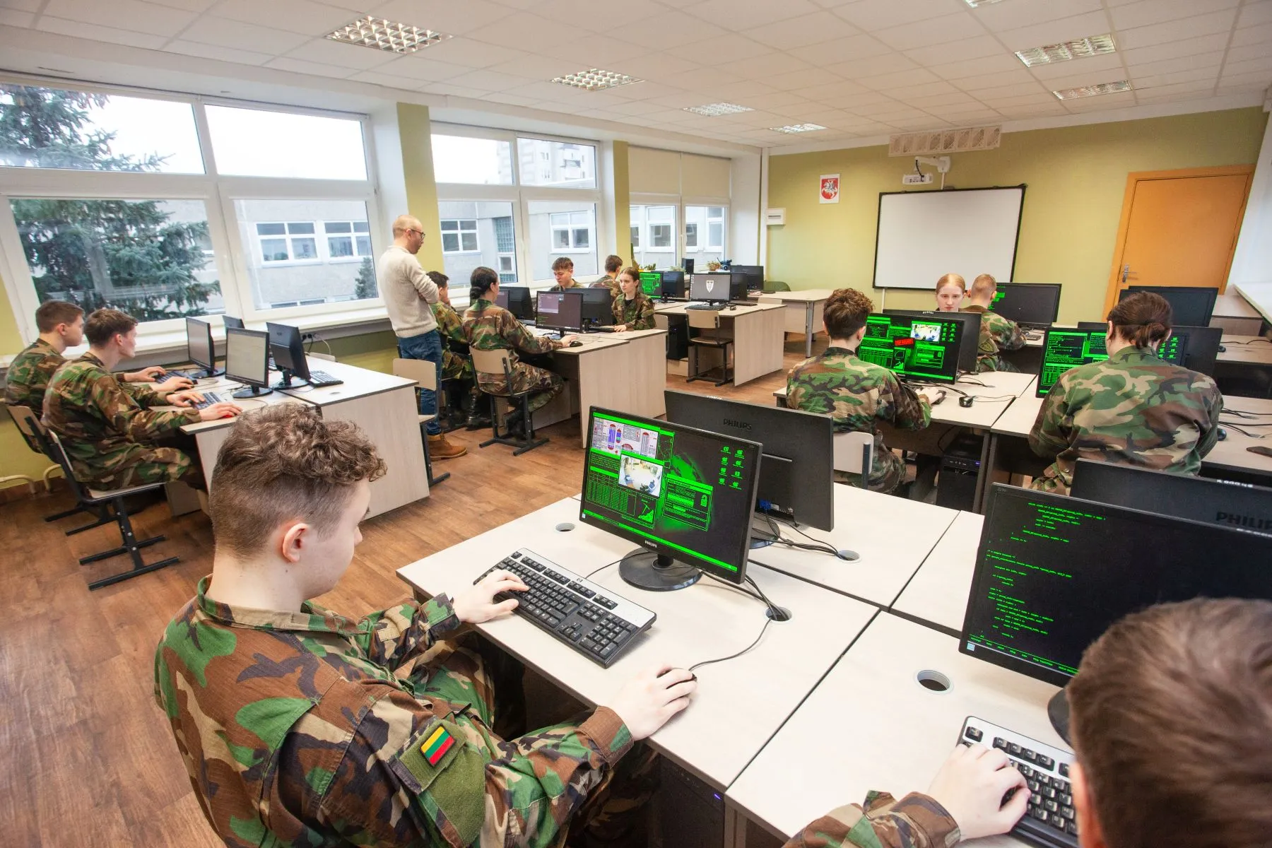 Generolo Povilo Plechavičiaus kadetų licėjaus užsiėmimai / E. Bartulio nuotr.