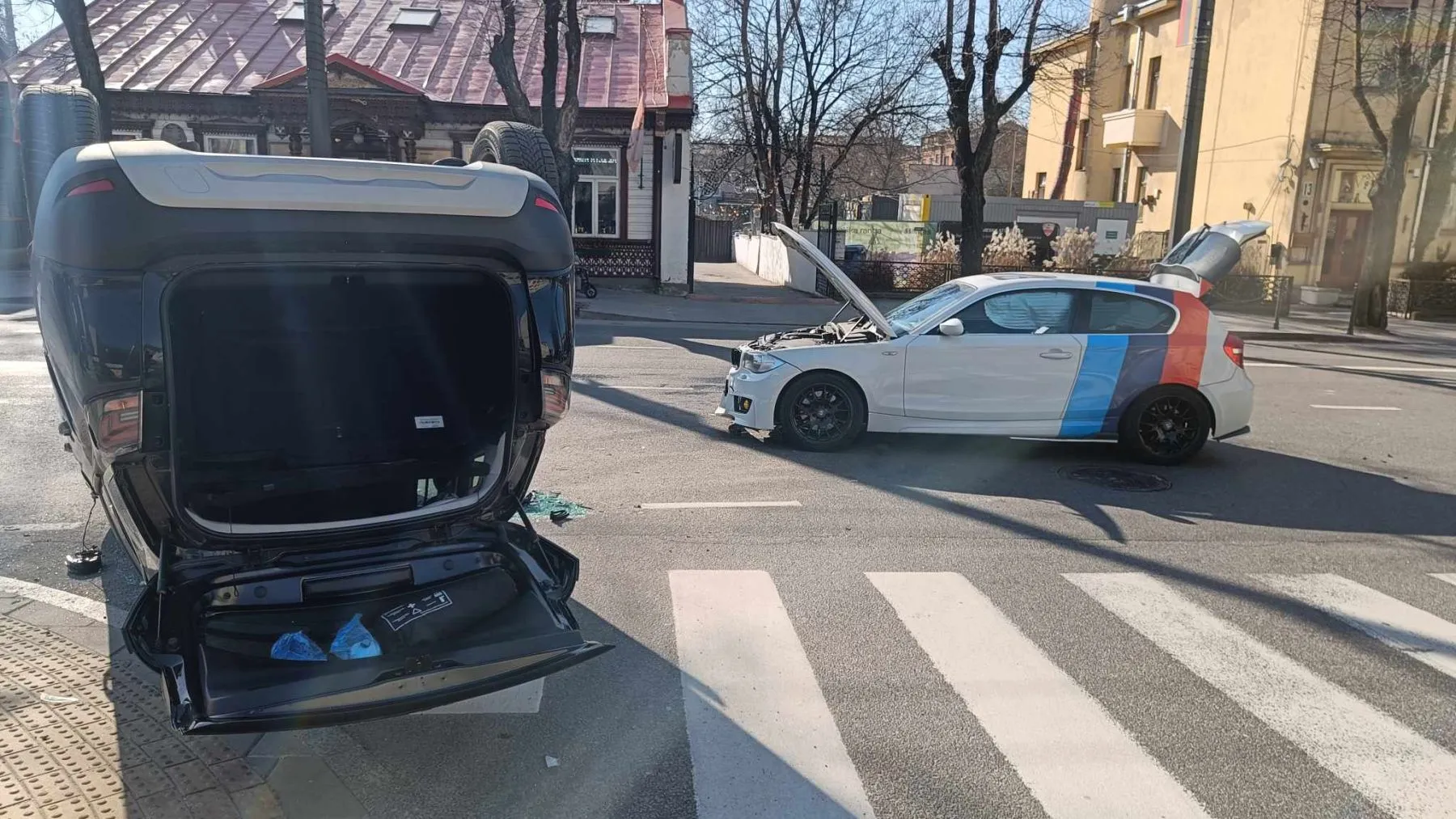 Avarija K. Donelaičio ir Žemaičių g. sankryžoje / R. Tenio nuotr.