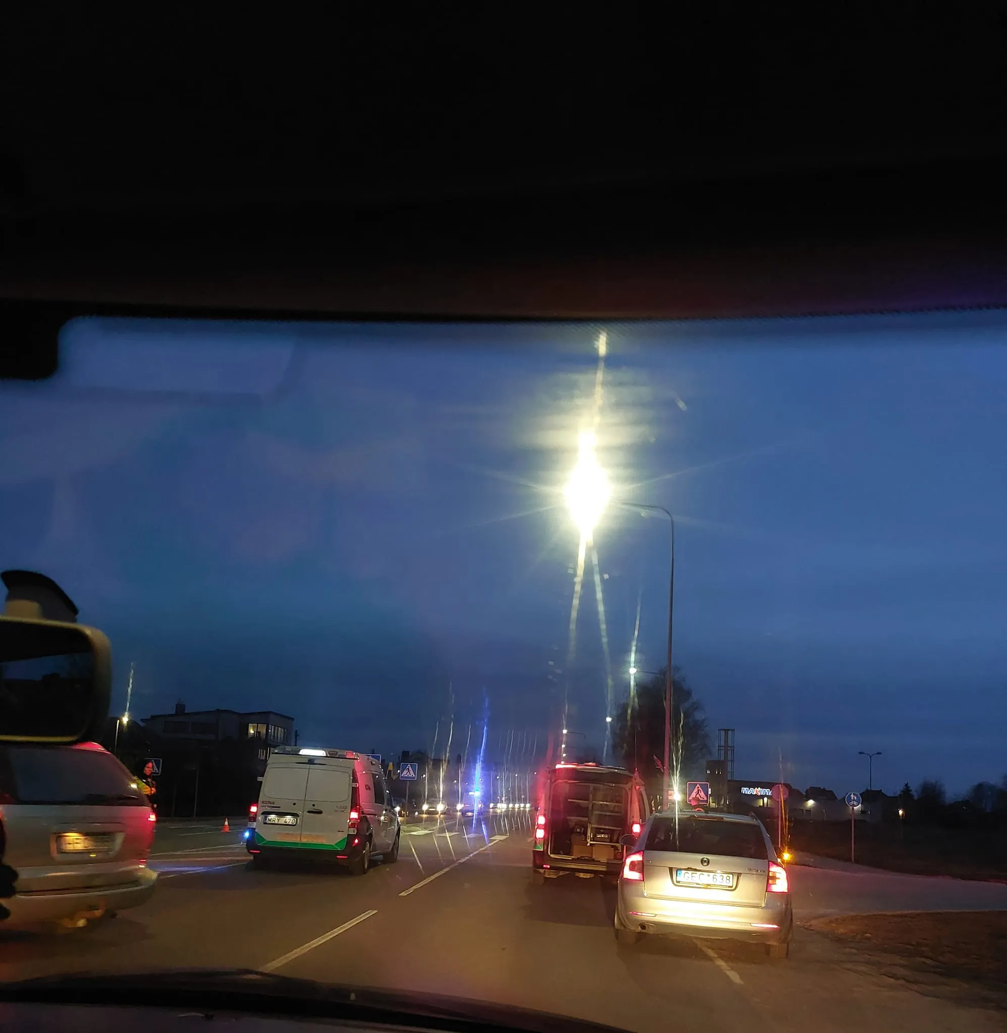 Garliava, Vytauto g., partrenktas žmogus