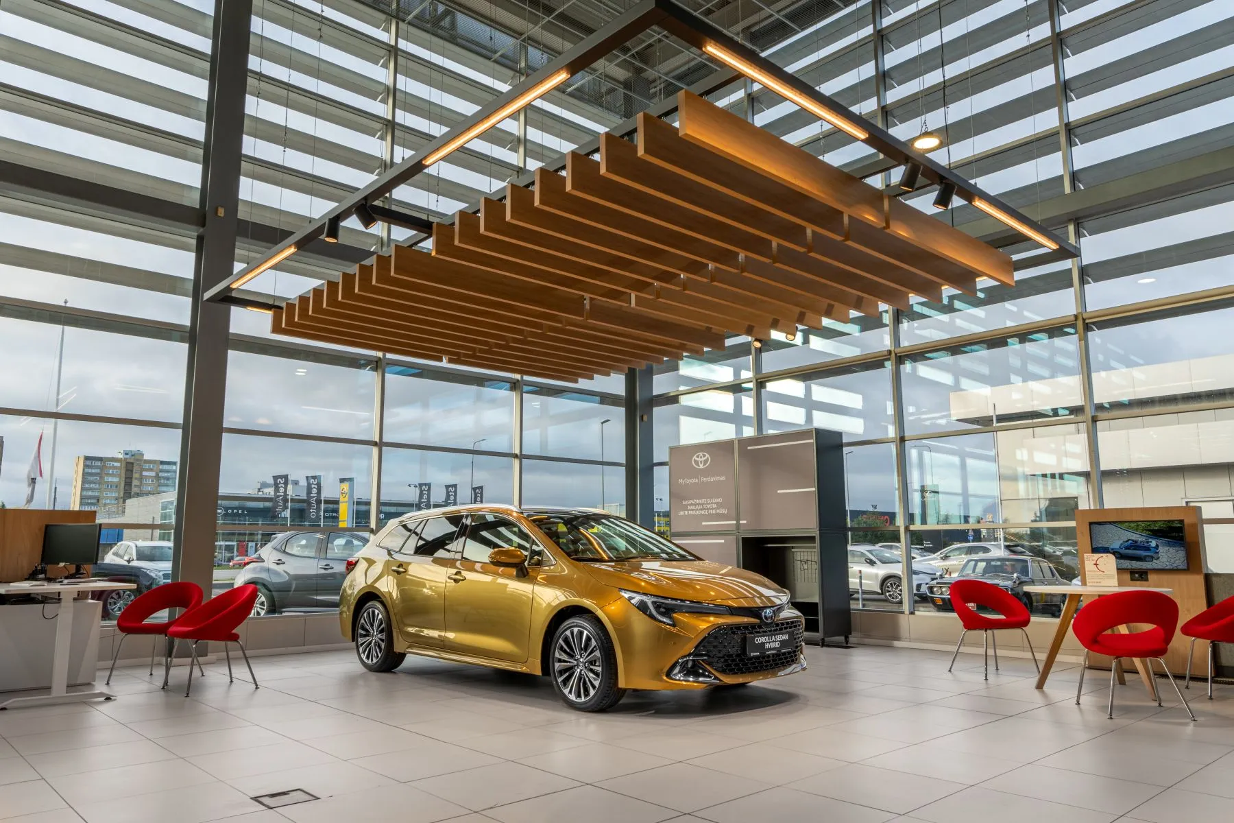 Atnaujintas „Autotoja“ salonas / Organizatorių nuotr.