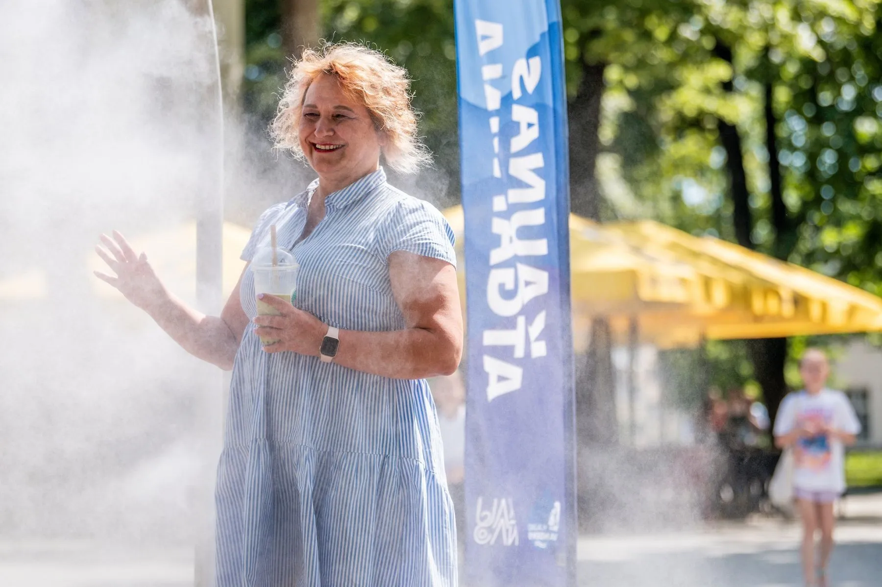 Vandens dulksna Laisvės alėjoje