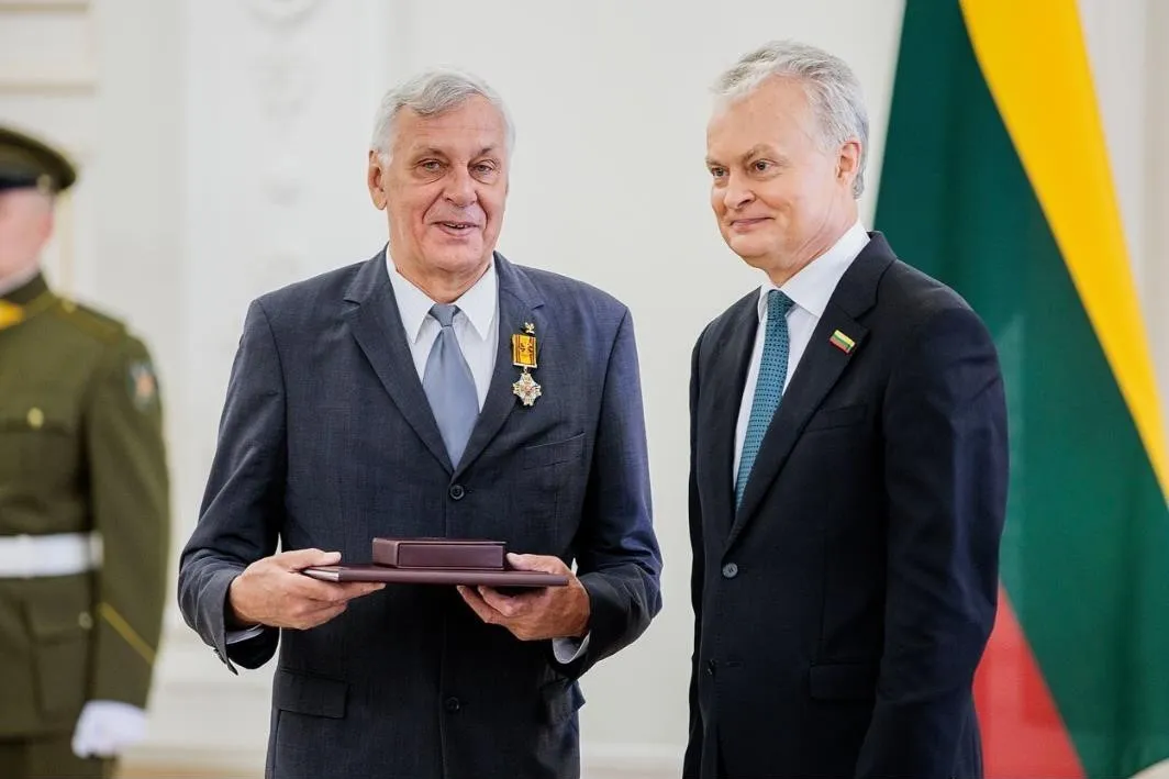 Robertas Žulpa ir Gitanas Nausėda / LSM nuotr.