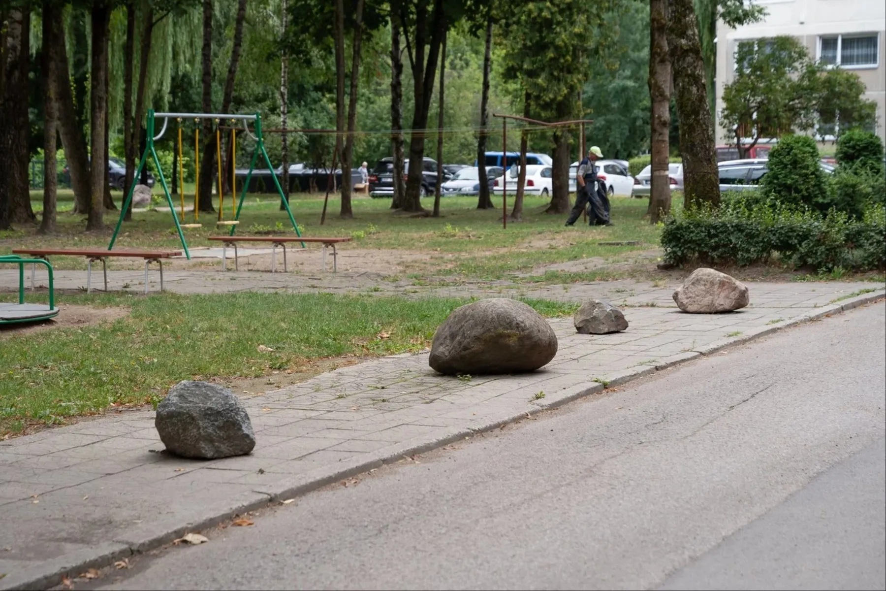 Daugiabučio kiemas / R. Vilkelio nuotr.