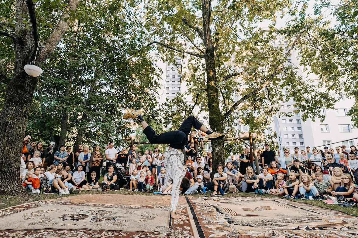 Festivalis „Kultūra į kiemus“, šiuolaikinis šokis.