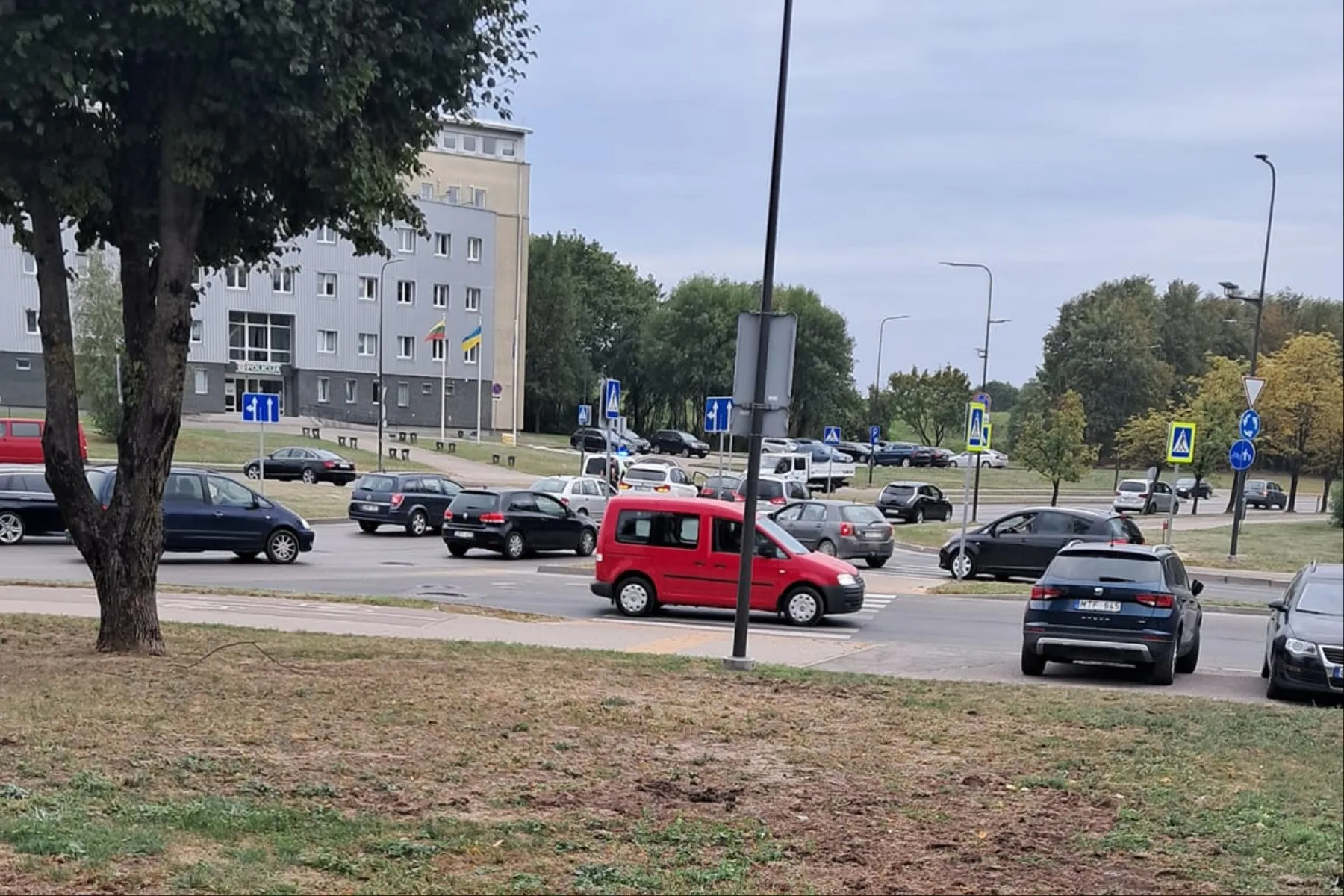 Avarija Chemijos g. žiede / Skaitytojų nuotr.