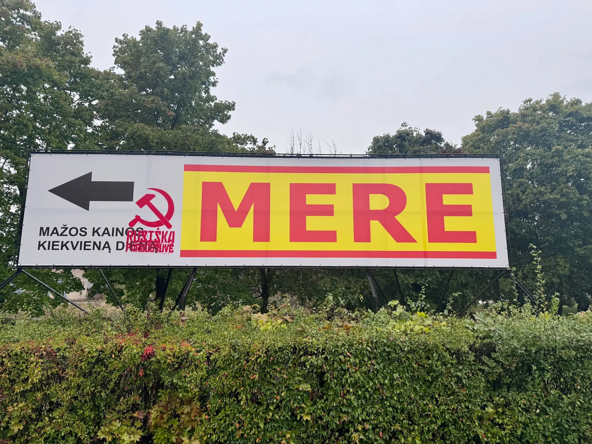 „Mere“ stendai / Skaitytojų nuotr.