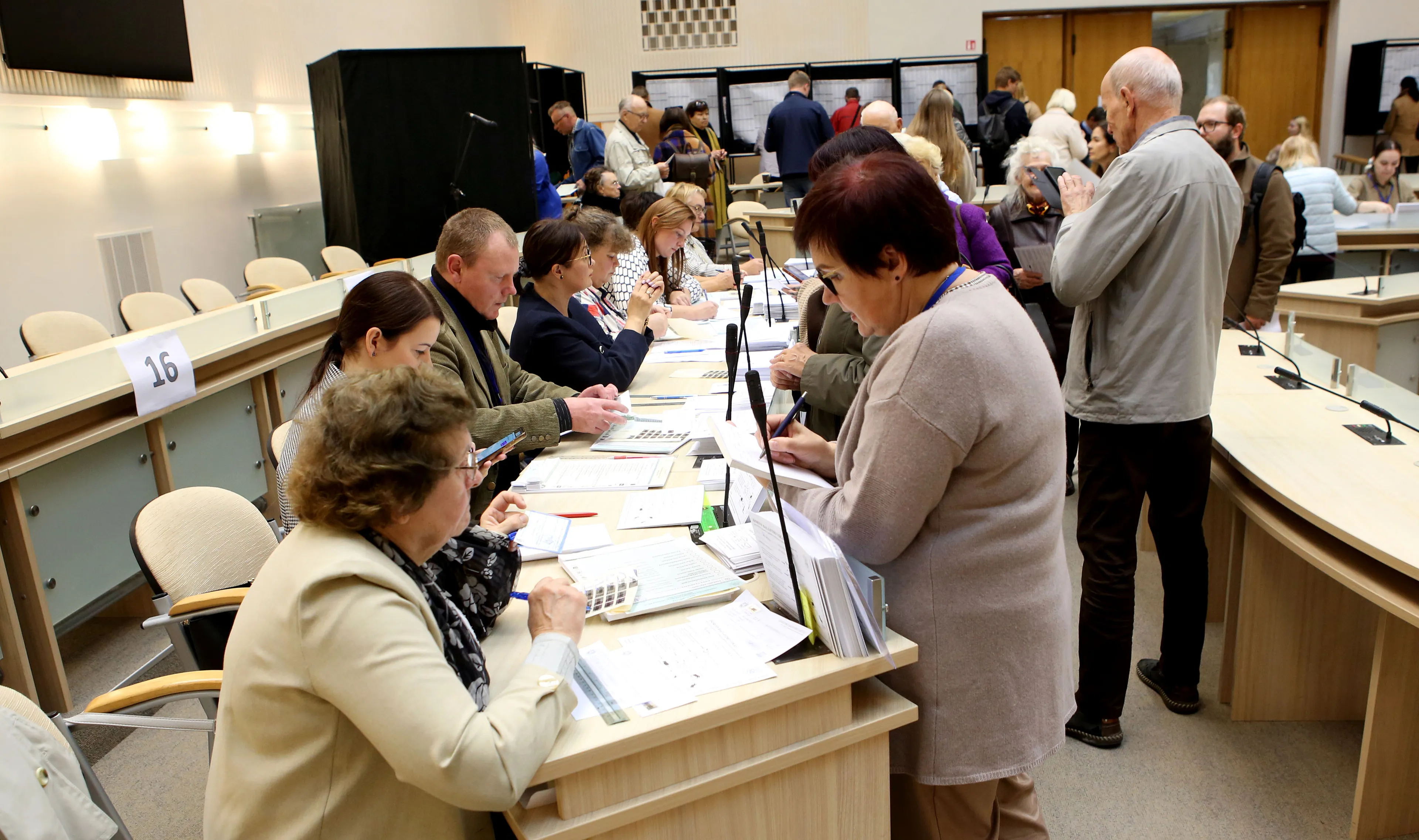 Išankstinis balsavimas Kauno miesto savivaldybėje / M. Patašiaus nuotr.