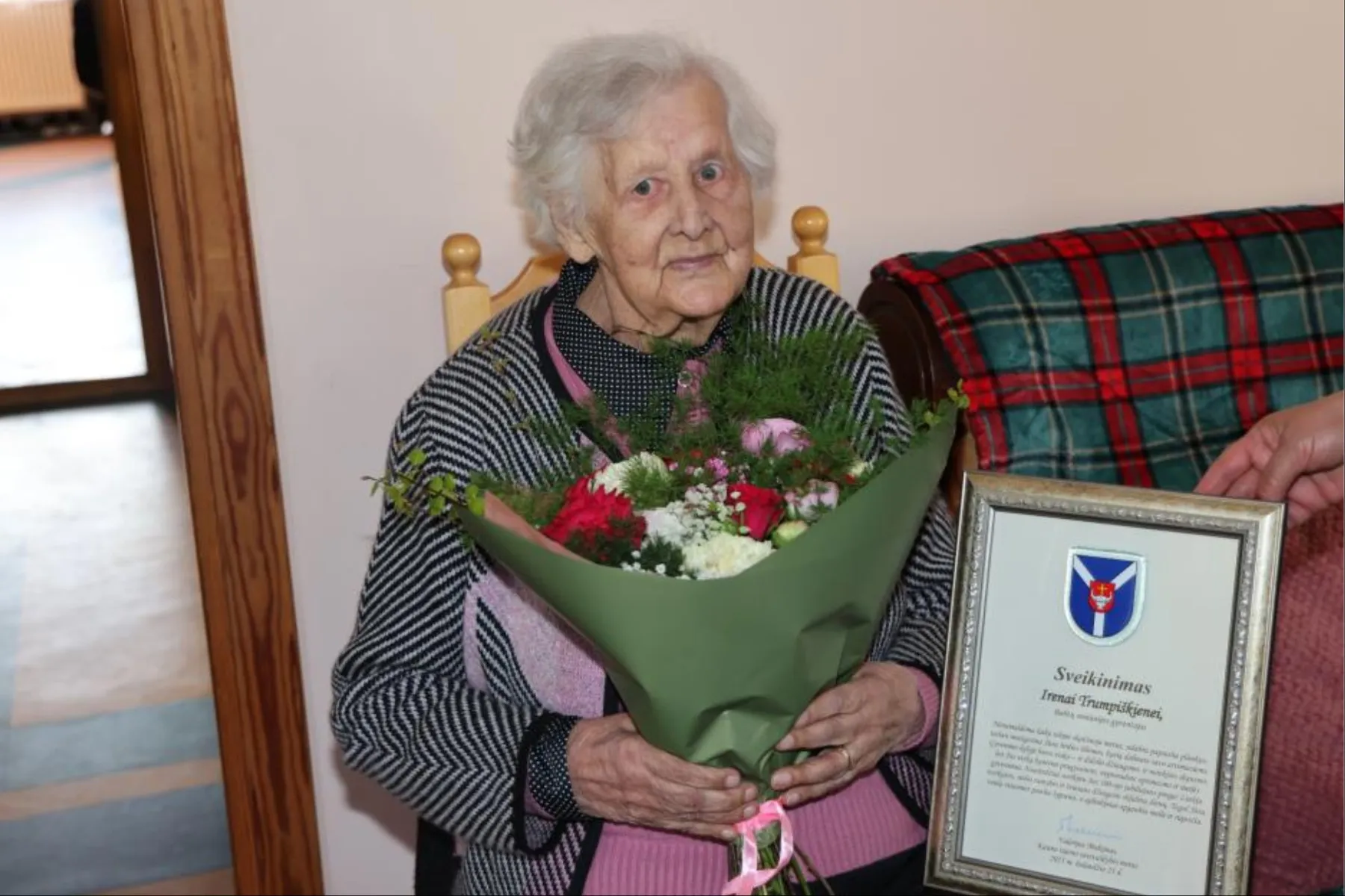 Šimtąjį gimtadienį atšventusi Irena / KRS nuotr.