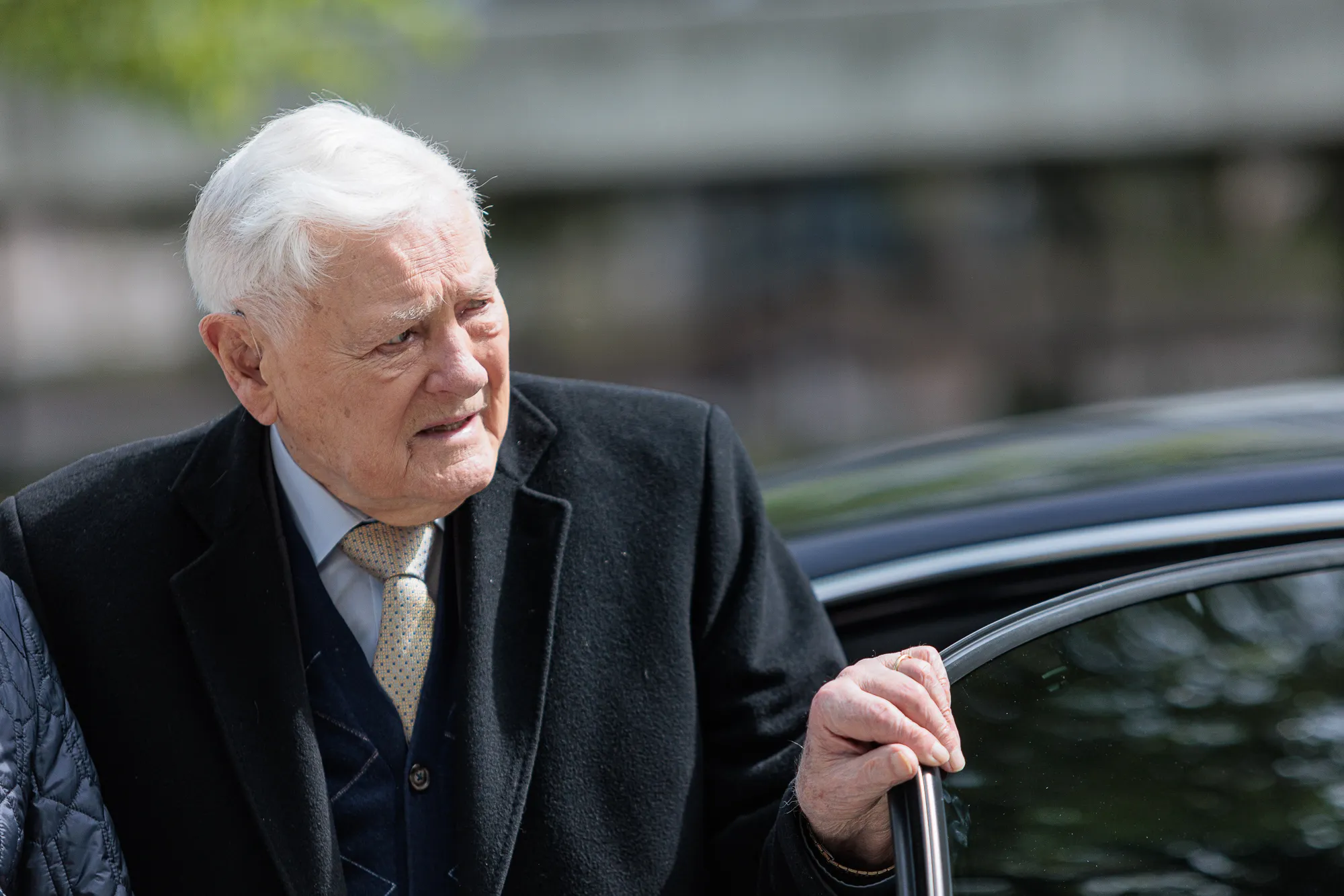 Valdas Adamkus, Lengvosios atletikos maniežo atidarymas / R. Tenio nuotr.