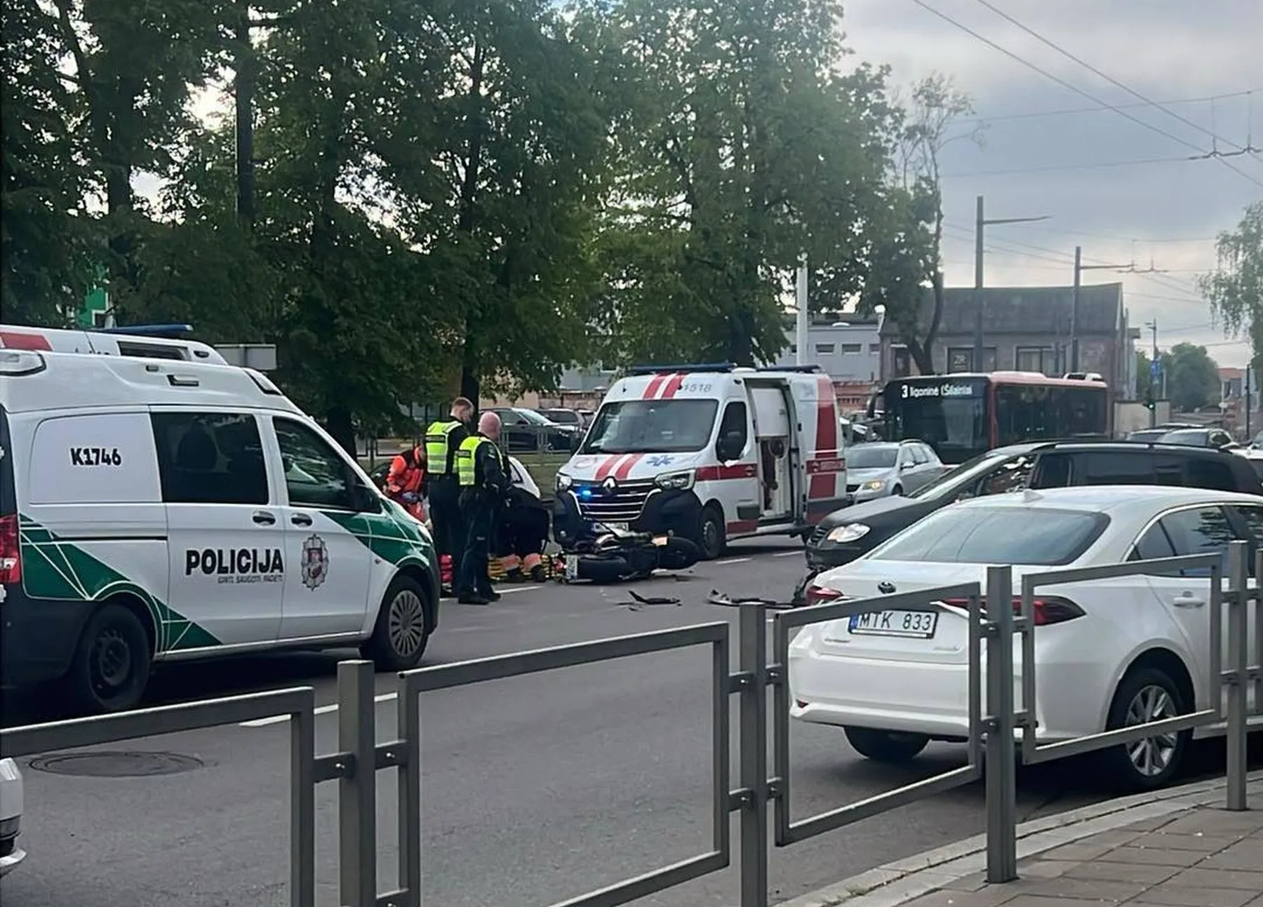 Avarija A. Juozapavičiaus pr. / „Kas vyksta Kaune“ grupės nuotr.