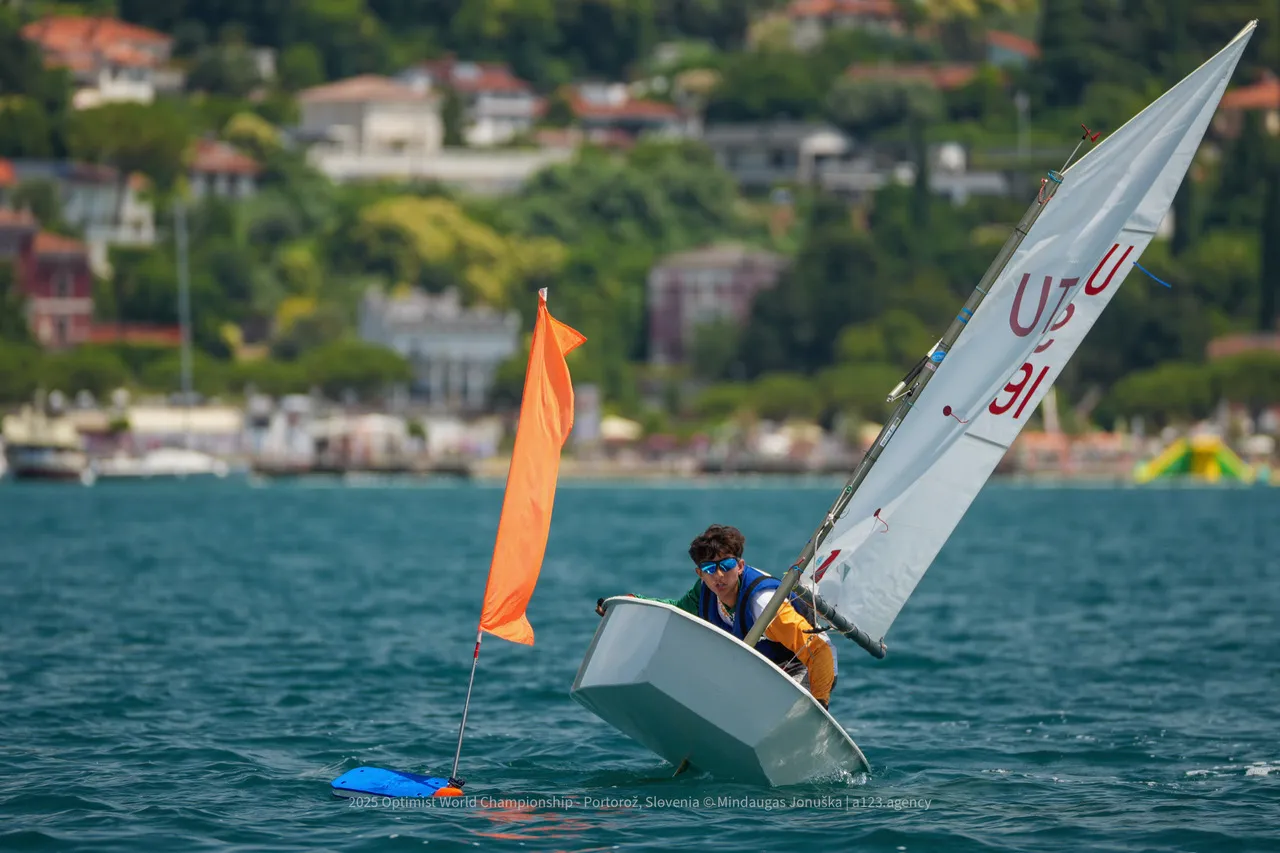 Lietuvos jauniausiųjų buriuotojų rinktinė startuoja pasaulio čempionate / M. Jonuška nuotr.
