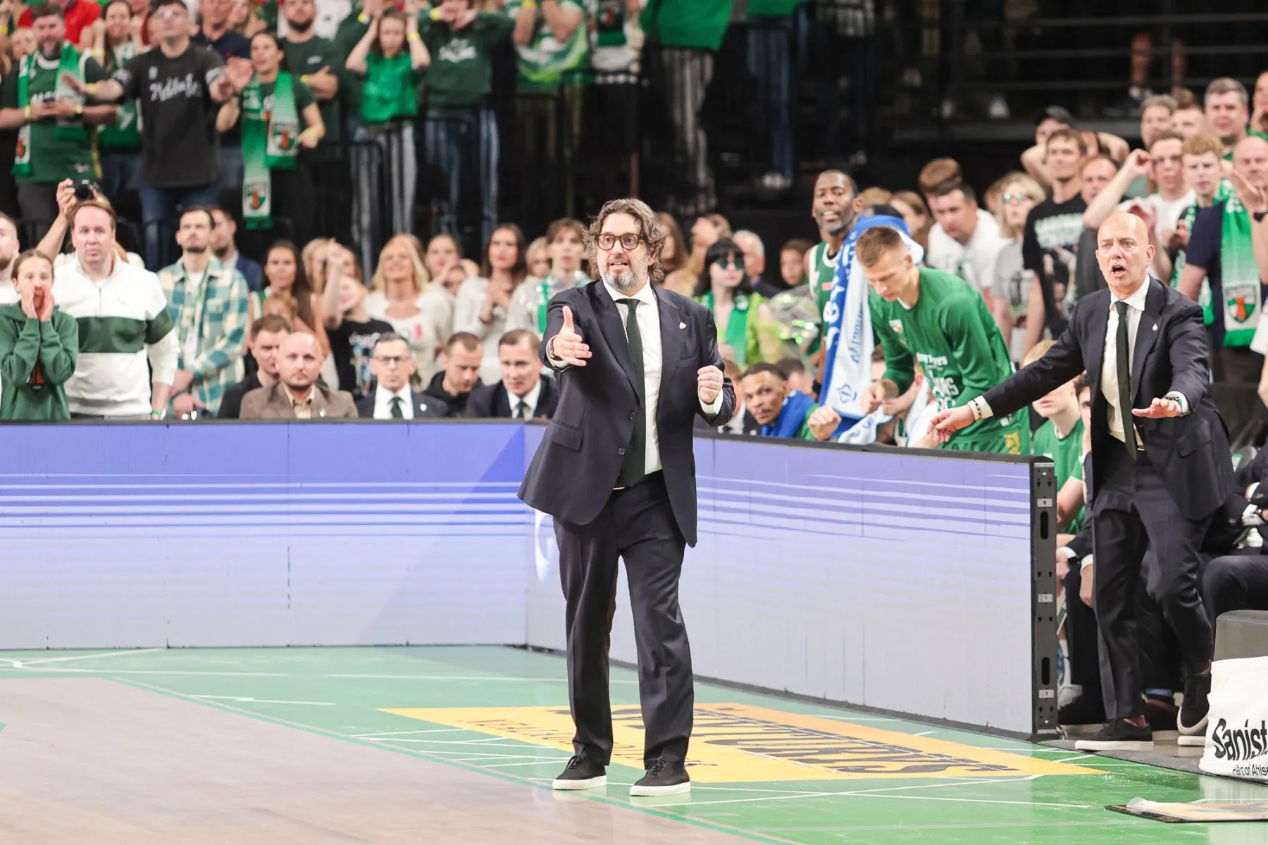 Žalgiriečių rankose – LKL taurė ir čempionų žiedai / R. Tenio nuotr.