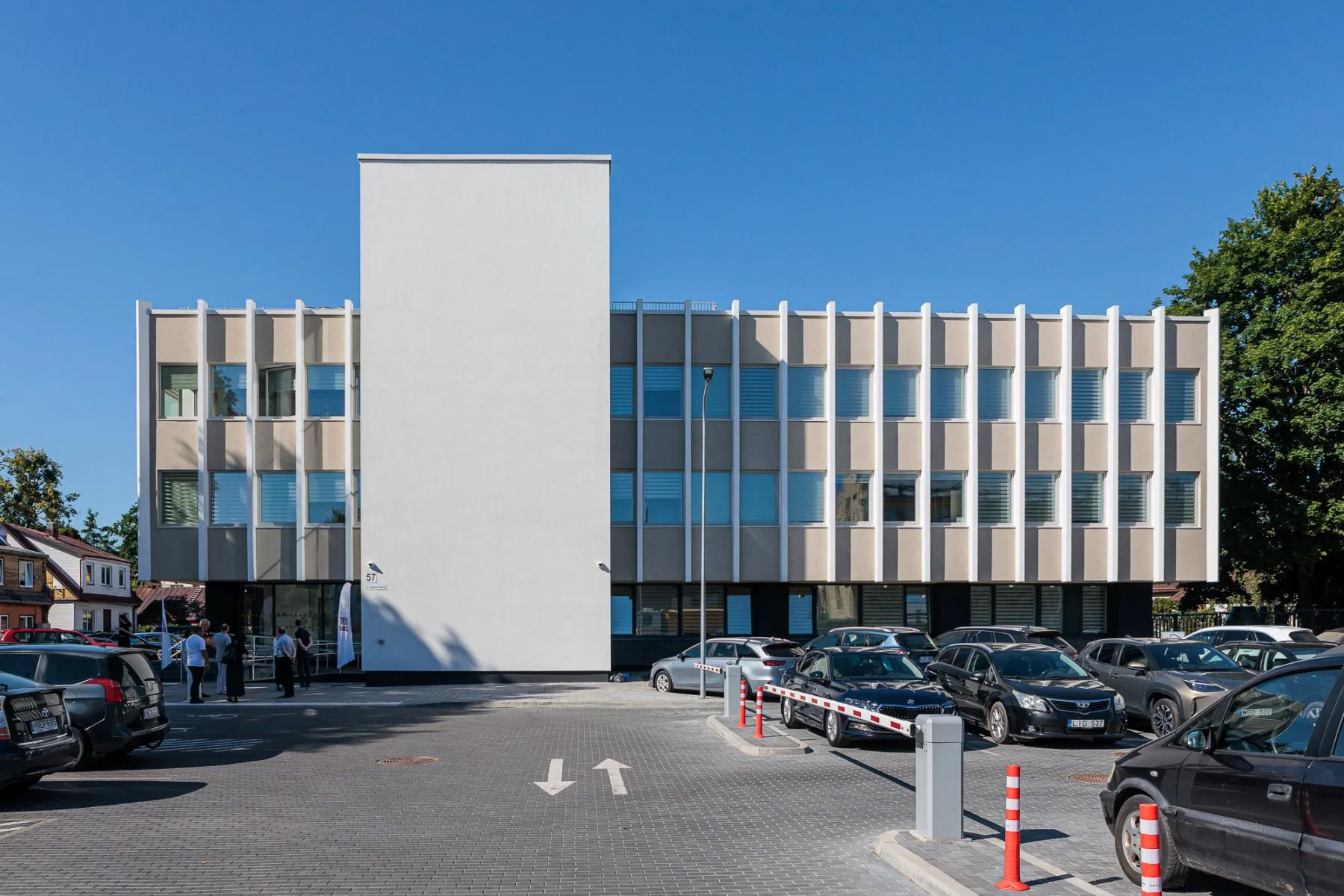 Turto banko administracinis pastatas