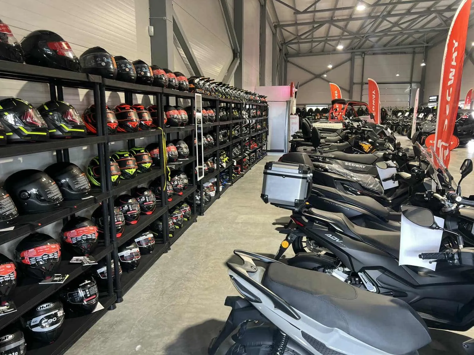 Kaune duris atvėrė „Motobaysport“ filialas / Organizatorių nuotr.