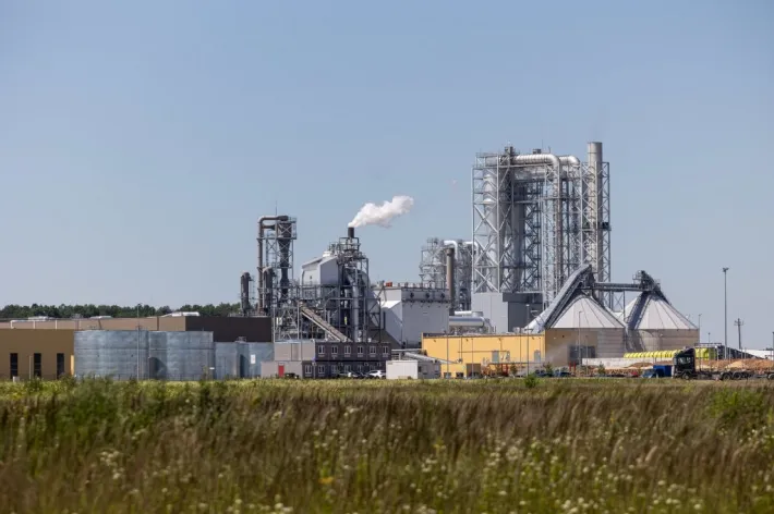 Fabrikas / Gamykla / Tarša / Teršalai / ociatyvi / P. Peleckio / BNS nuotr.