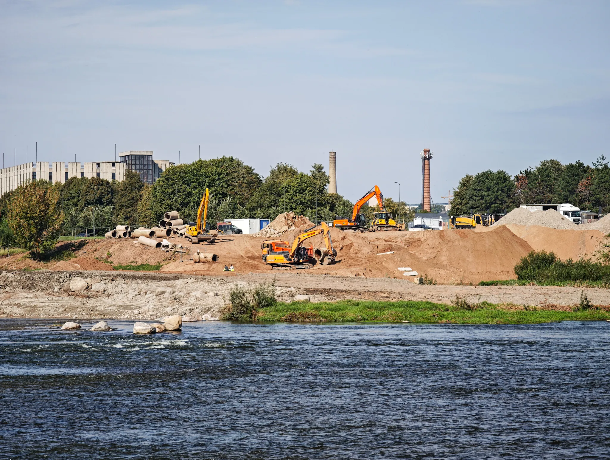 Tilto statybos per Nerį / R. Tenio nuotr.