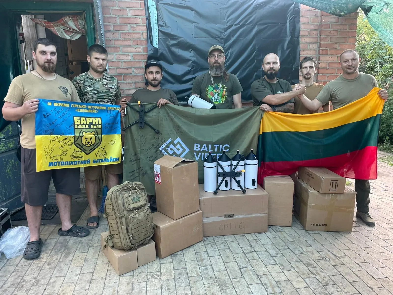 Kariai Ukrainoje su įranga, įsigyta už akcijos „Radarom!“ paramą_BlueYellow nuotr.