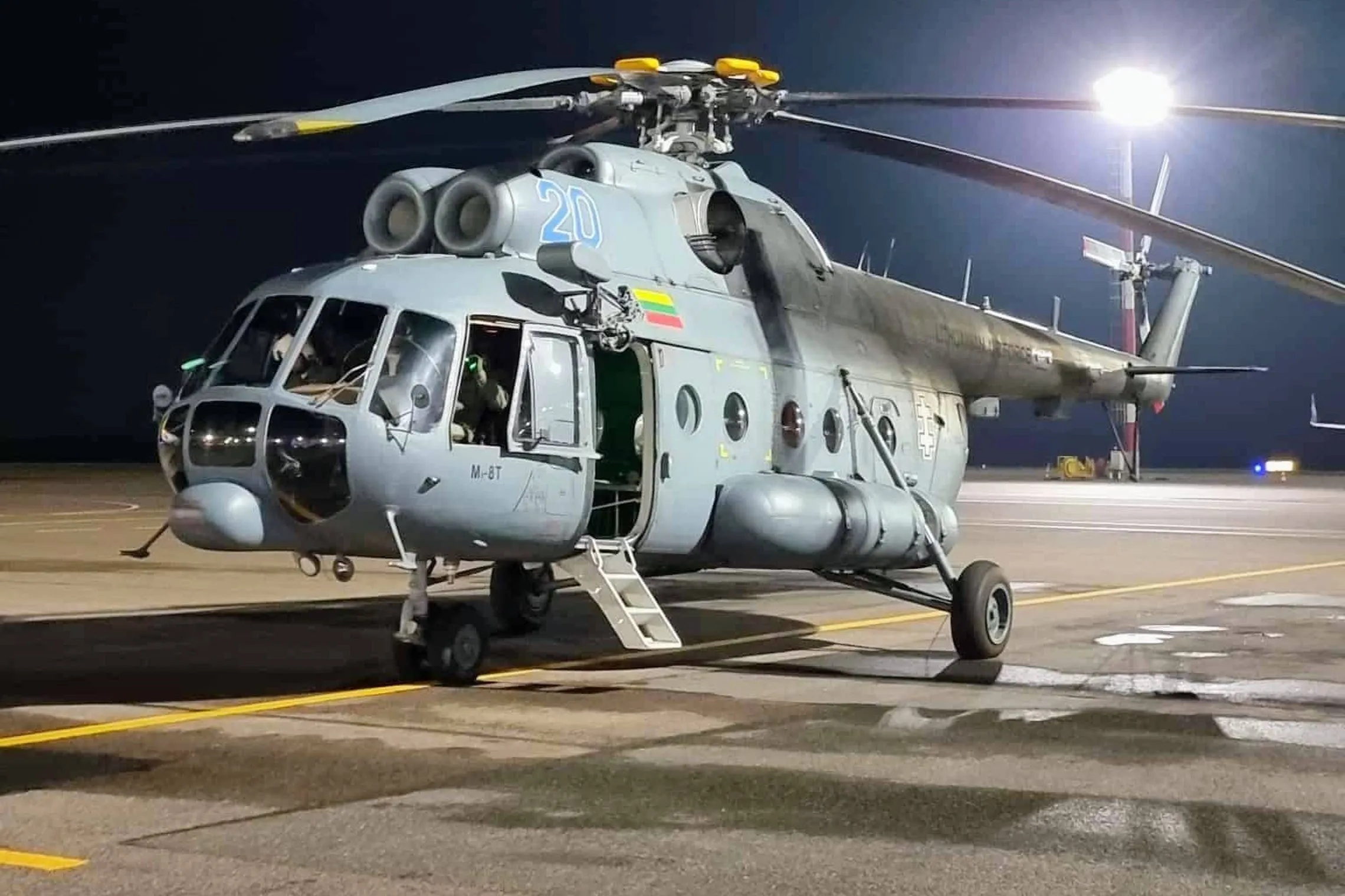 karinis sraigtasparnis, donoras