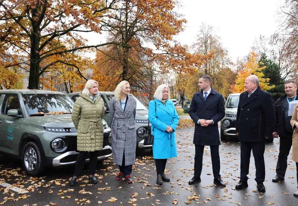 Žingsnis į tvaresnę ateitį – įsigyti elektromobiliai / KRS nuotr.