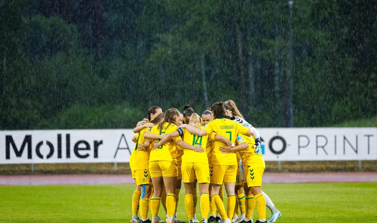 Baltijos taurėje – Lietuvos moterų futbolo rinktinės sidabras / LFF nuotr.