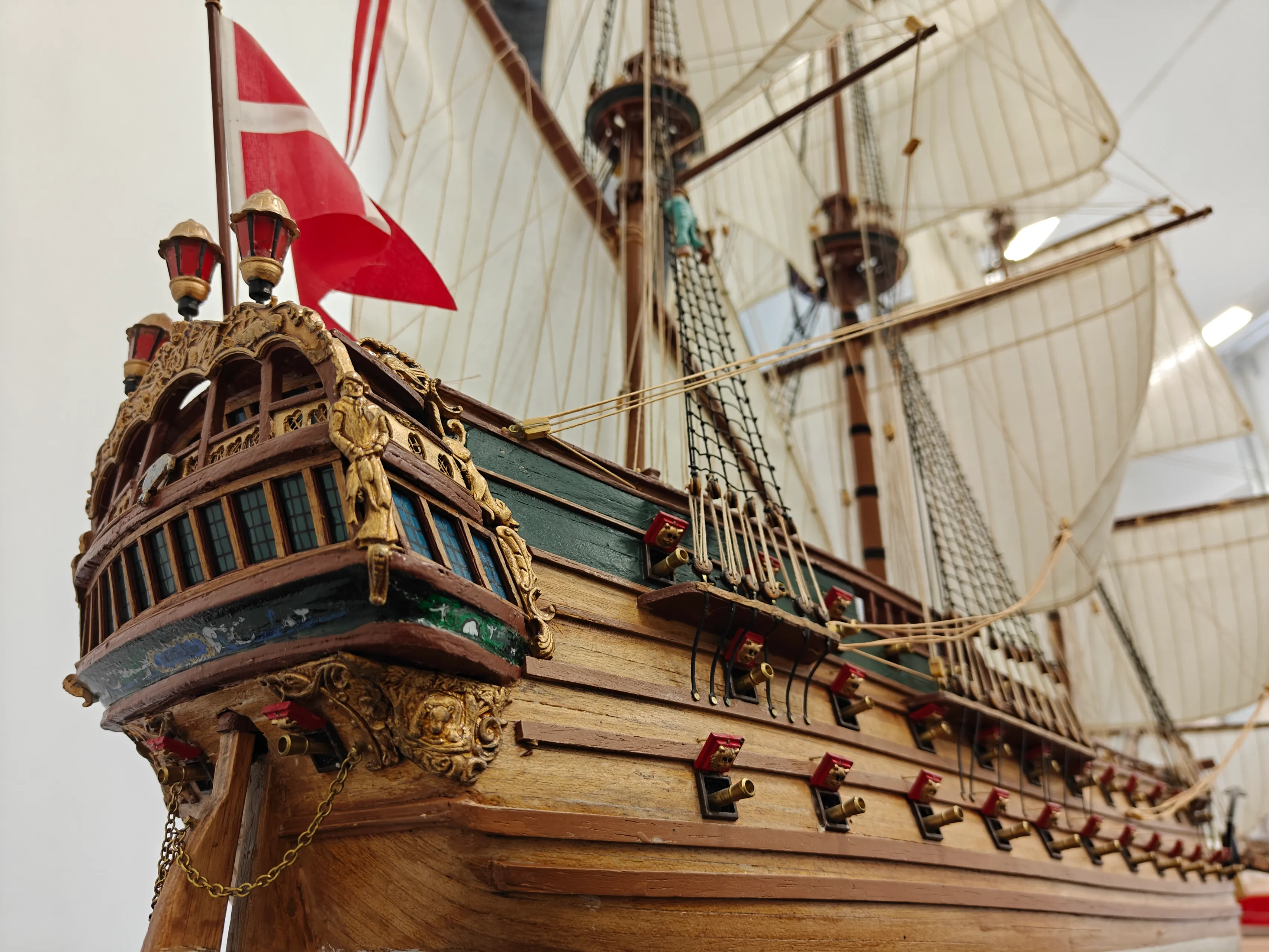 Laivų modelių kolekcija karo muziejuje