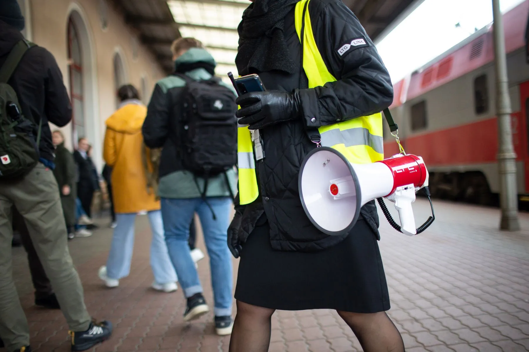 Vilniuje - evakavimo pratybos: žmonės traukiniu vežami į Kauną / ELTOS, A. Ufarto nuotr.