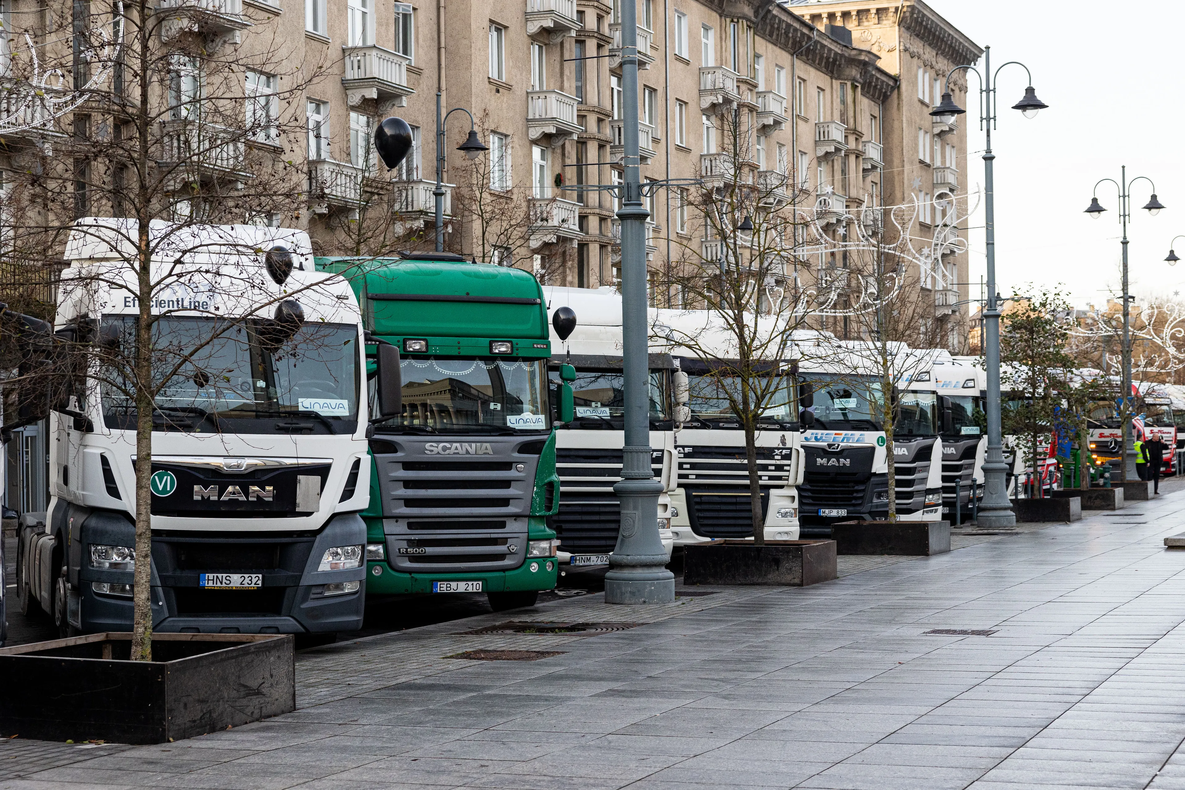 Lietuvos vežėjų asociacija ruošiasi protestui prie seimo