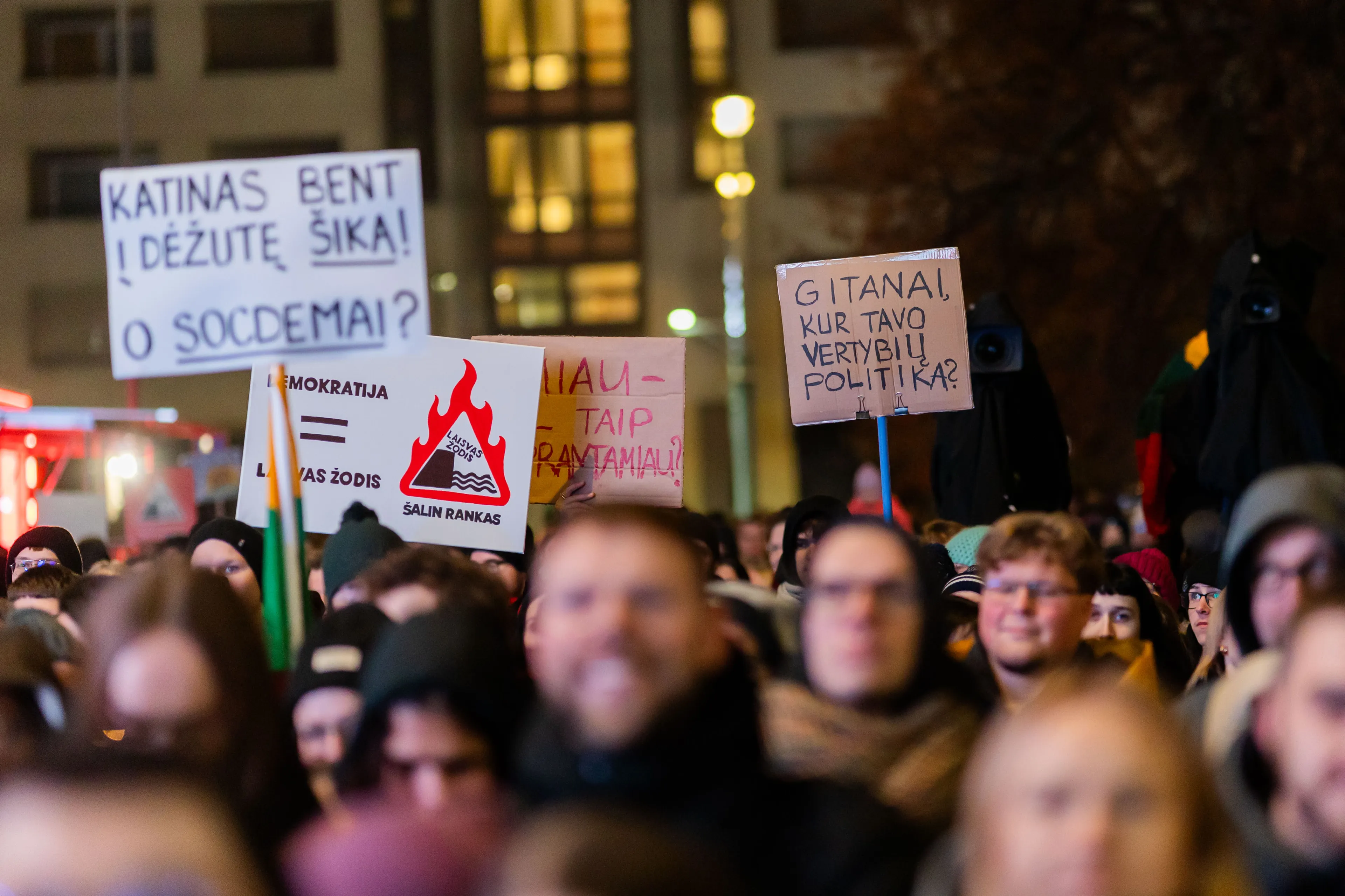 Ketvirtadienio protestas „Šalin rankas nuo laisvo žodžio!“ / P. Adamovič / BNS nuotr.