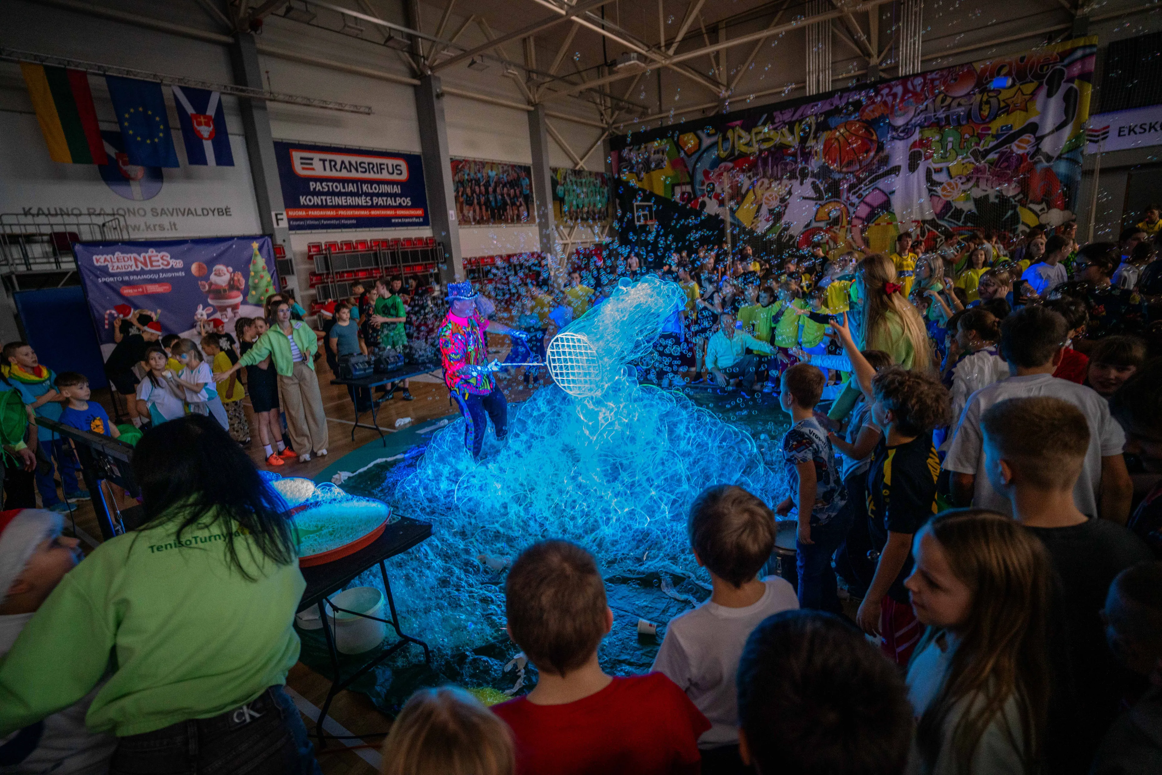 25-12-16 Saules vaikai180