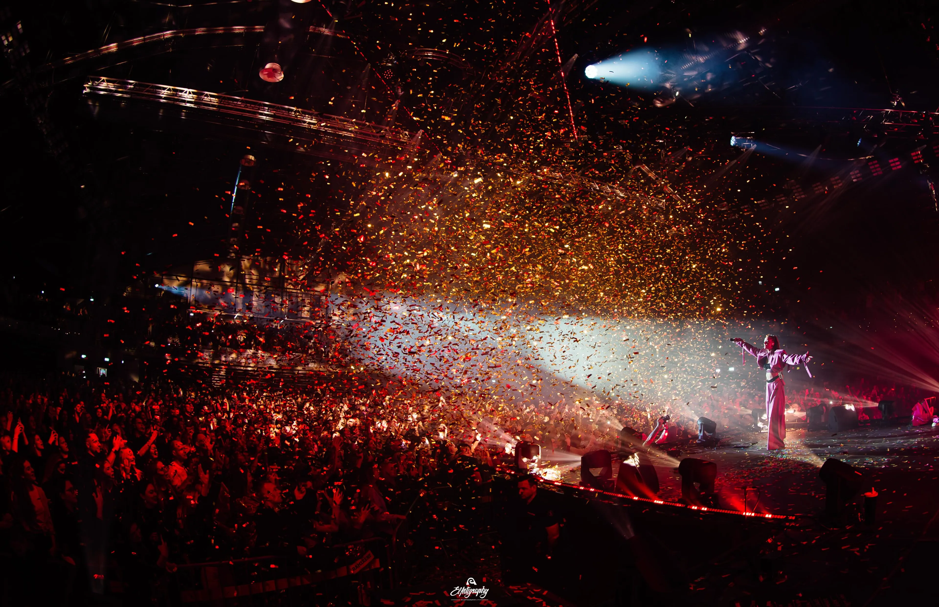 Adrinos šou akimirka / El Artography nuotr.