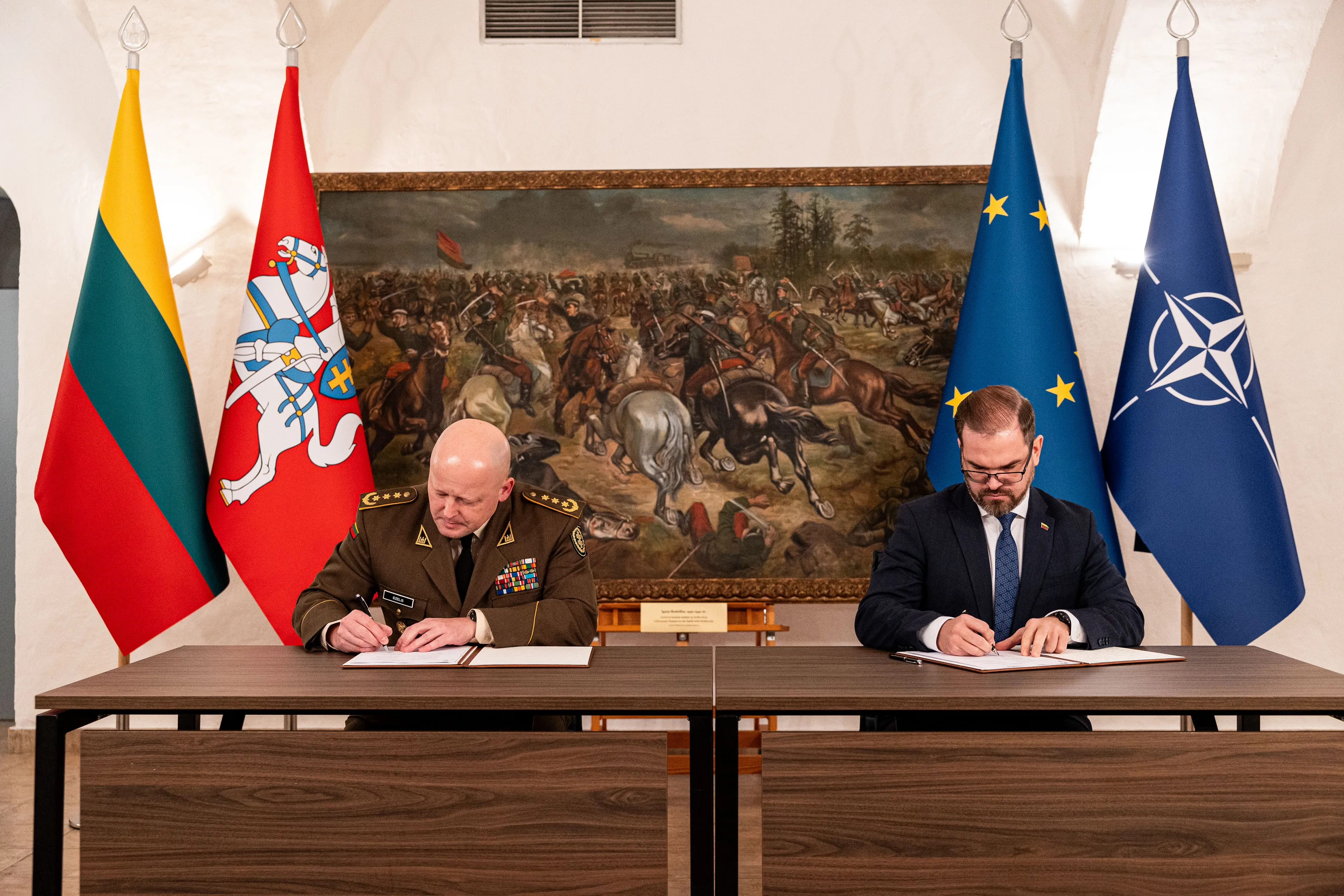 Krašto apsaugos ministerijos ir Lietuvos šaulių sąjungos sutarties dėl 2026 m. biudžeto skyrimo pasirašymas