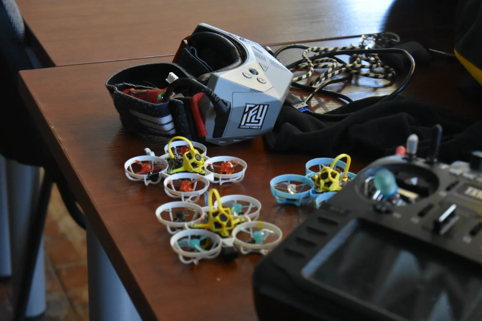 Akimirkos iš pernai vykusių dronų lenktynių / KTU nuotr.