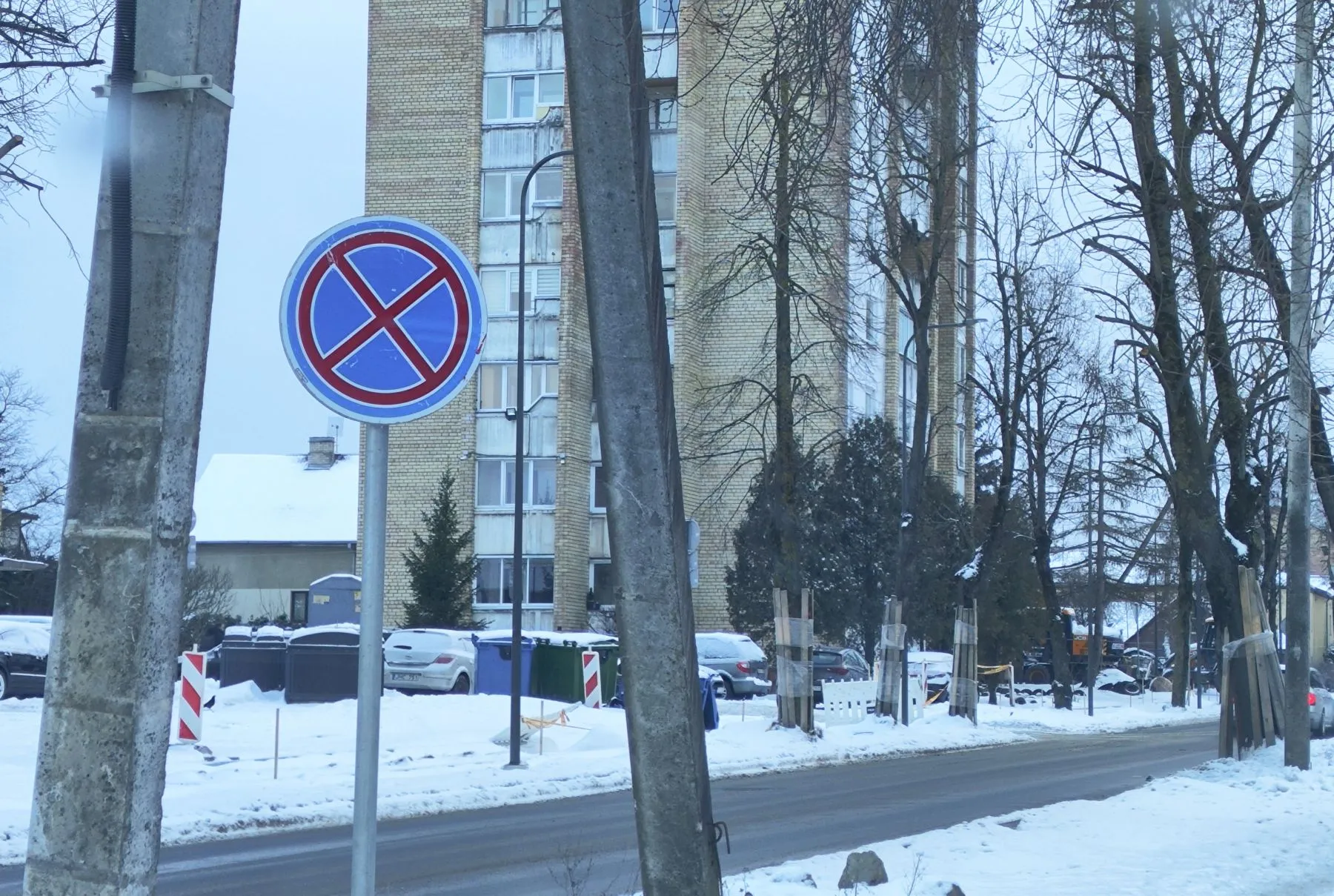 Sustoti draudžiama, Kalniečių gatvė