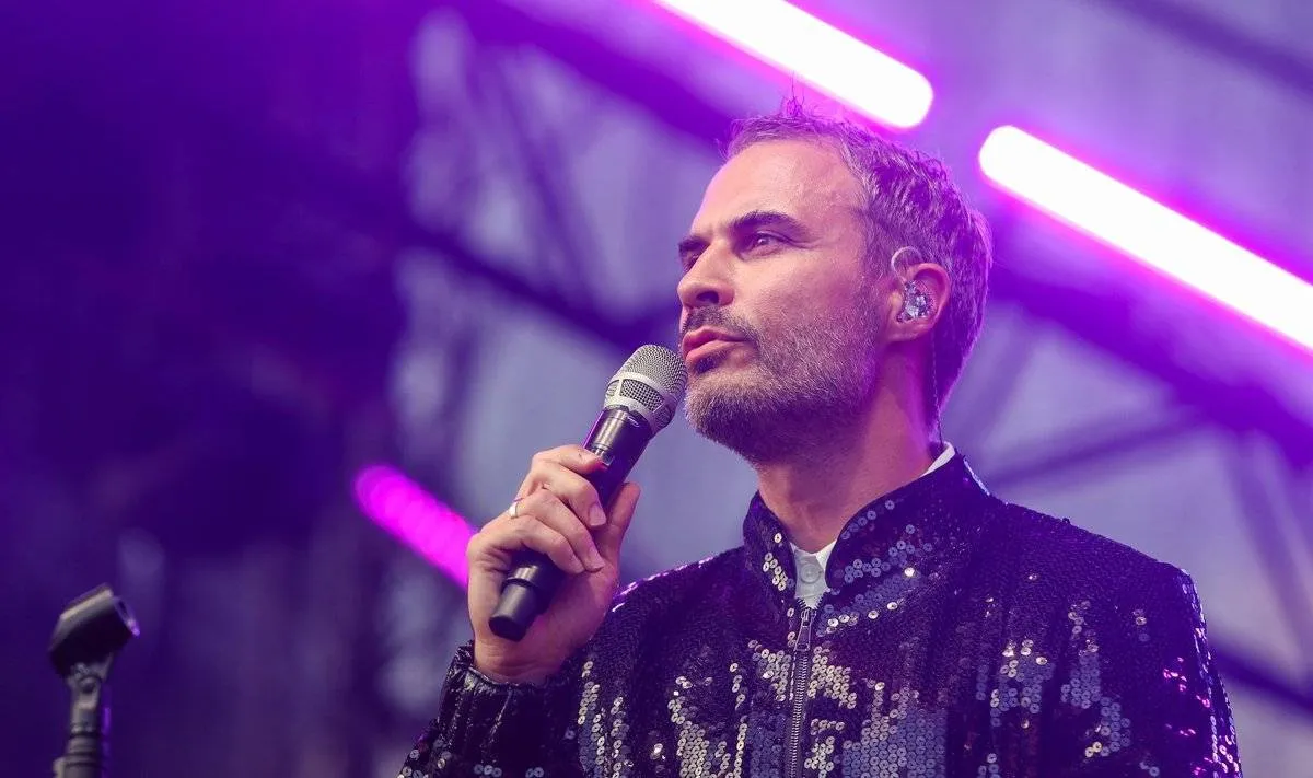 ad26fee2-3842-47d3-9e45-492f743ffe18