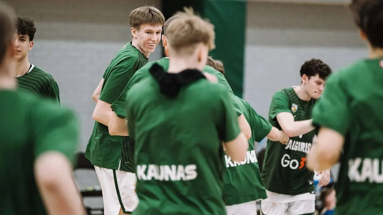 adf3cce2-6dd3-464a-ac48-d9c7d0dc79ed