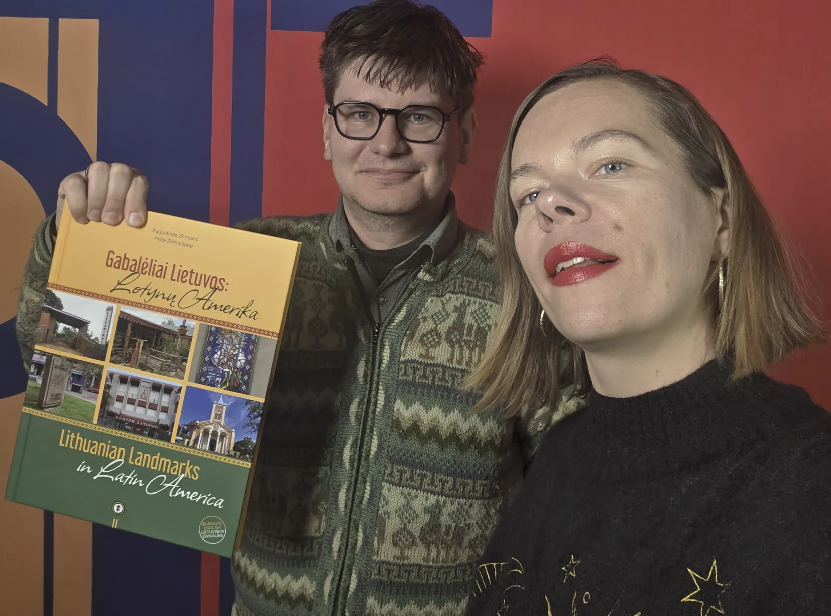 Augustinas ir Aistė su knyga / Organizatorių nuotr.