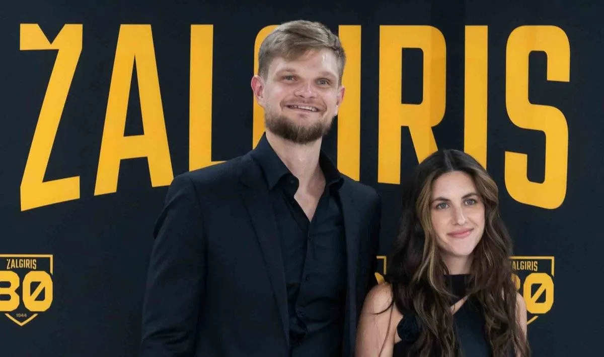 bd23a420-0604-46ee-909d-6c474c97cb90