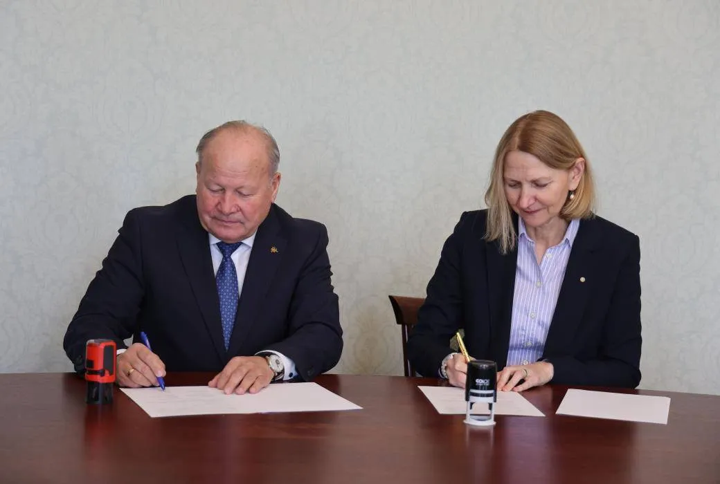 Valerijus Makūnas, Ineta Dabašinskienė