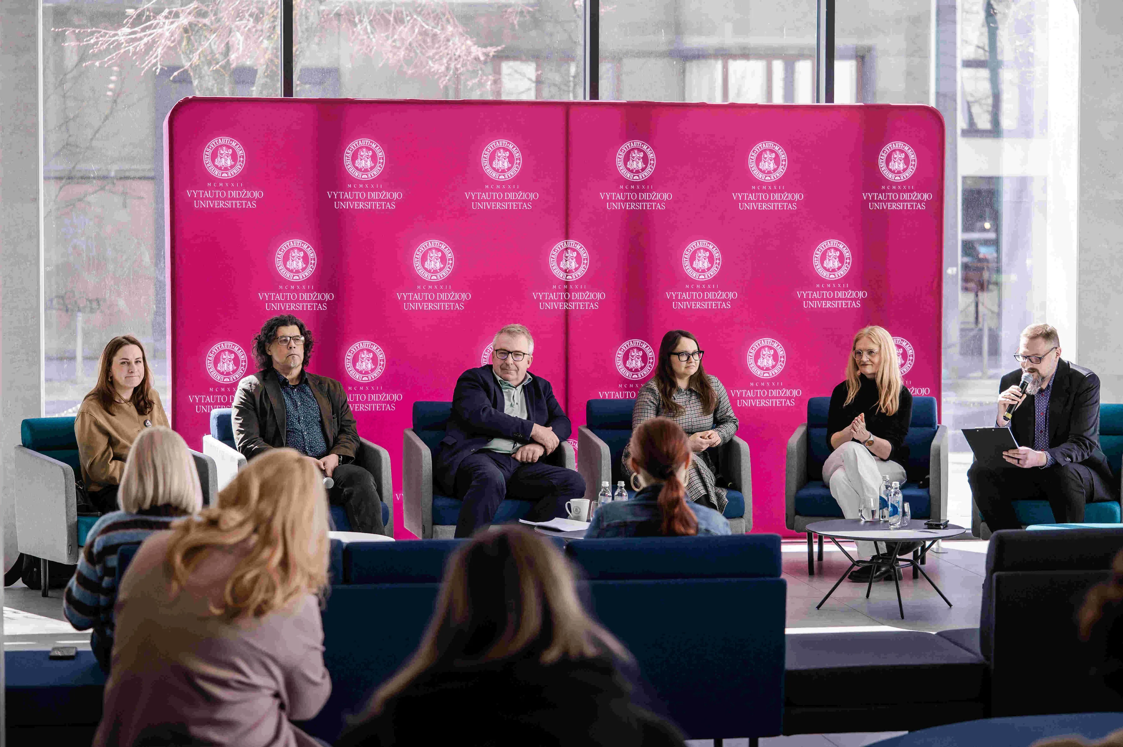 Ekspertinė diskusija „LRT ateitis: kaip apsaugoti visuomeninį transliuotoją nuo politinės įtakos?“