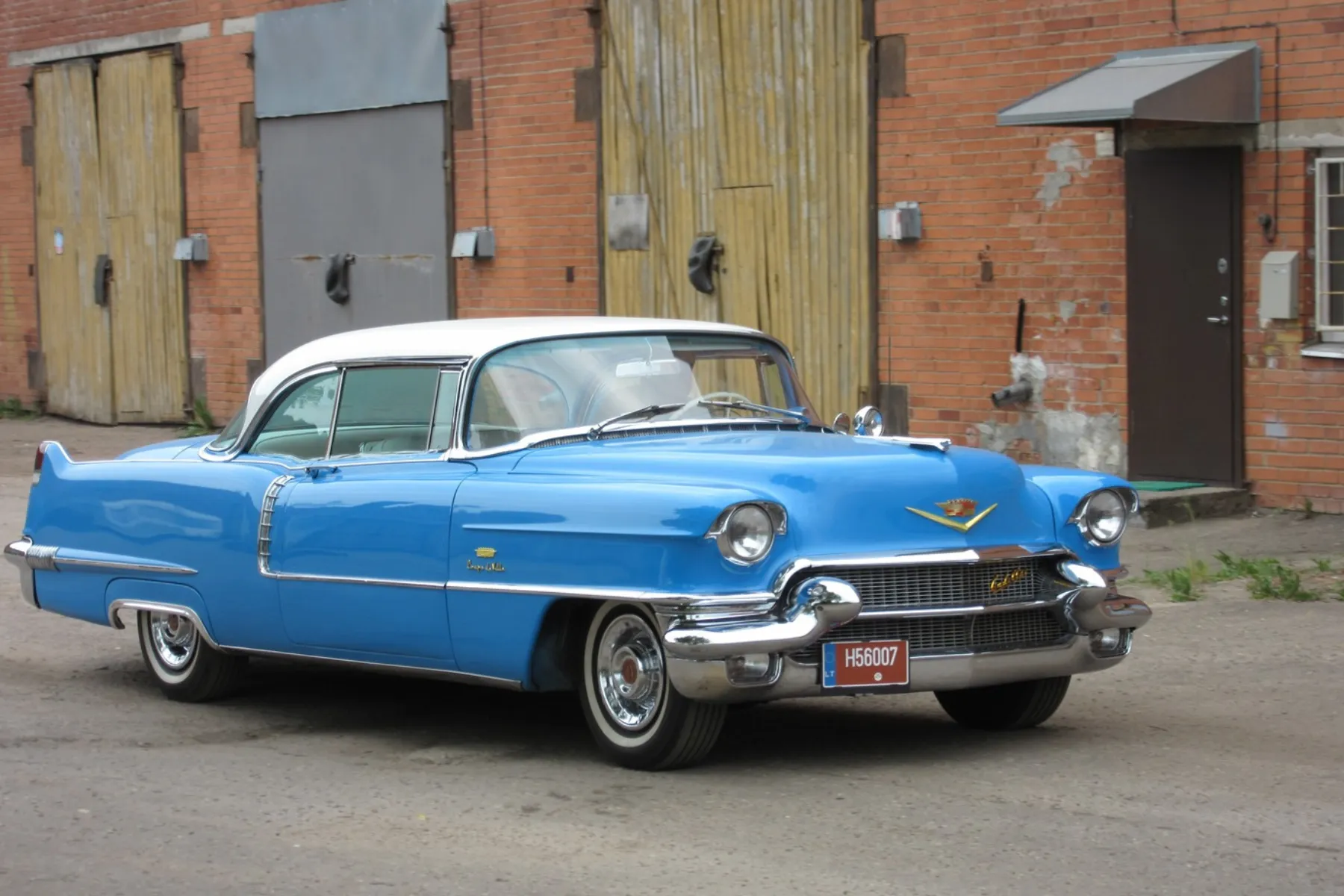 Asociatyvi / Cadillac De Ville, 1956 m. / „Retromobile“ nuotr.