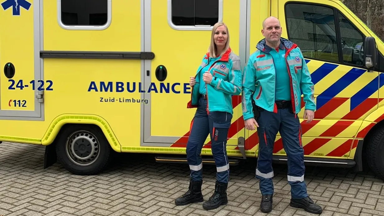 nieuwe ambulancekleding 1