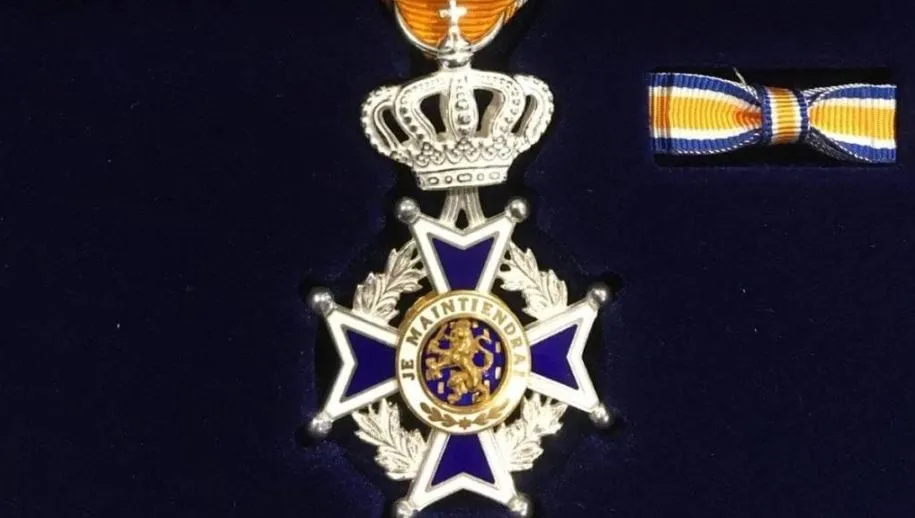 258 koninklijke onderscheiding 2 915x518 1