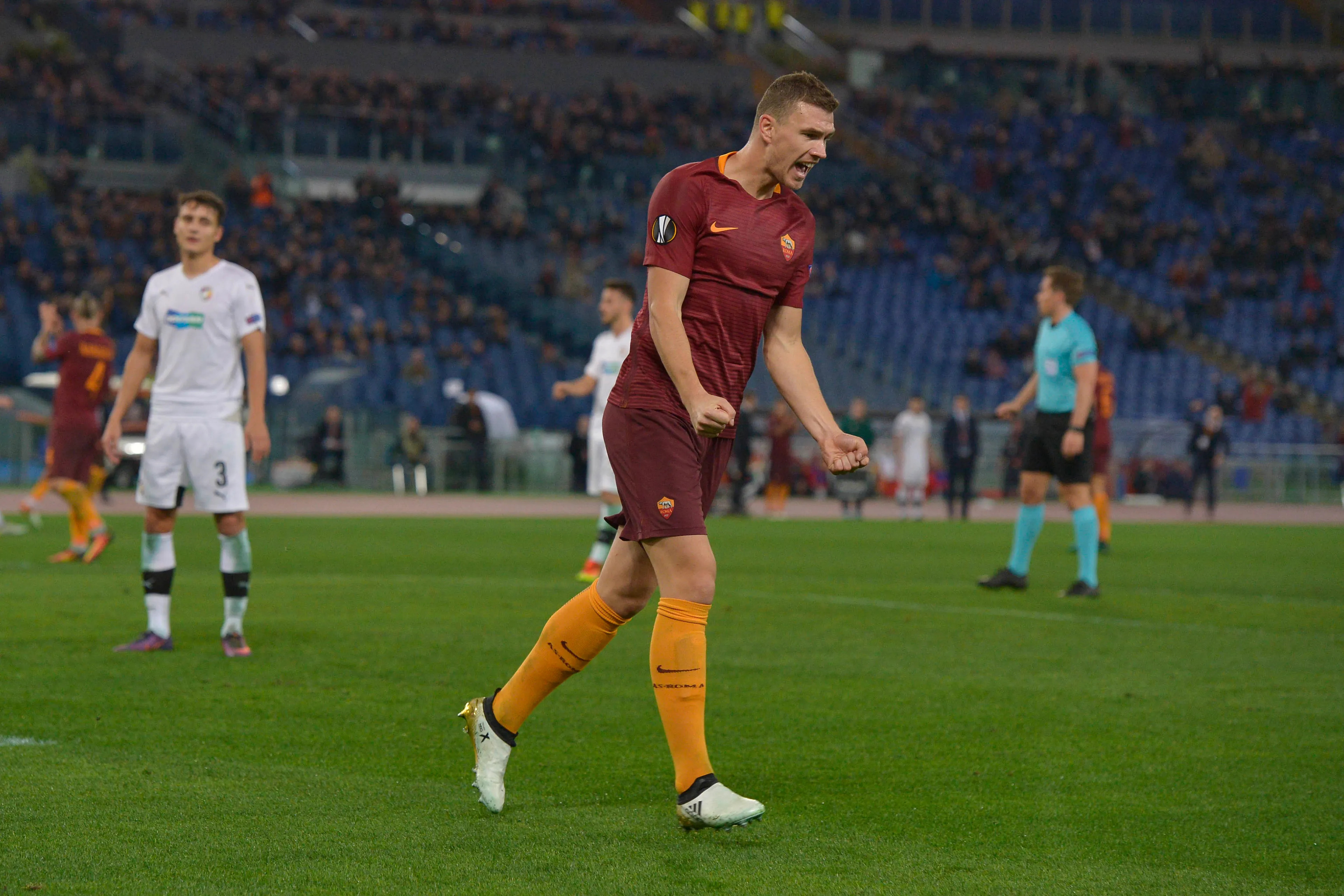 roma viktoria plzen dzeko esultanza gol