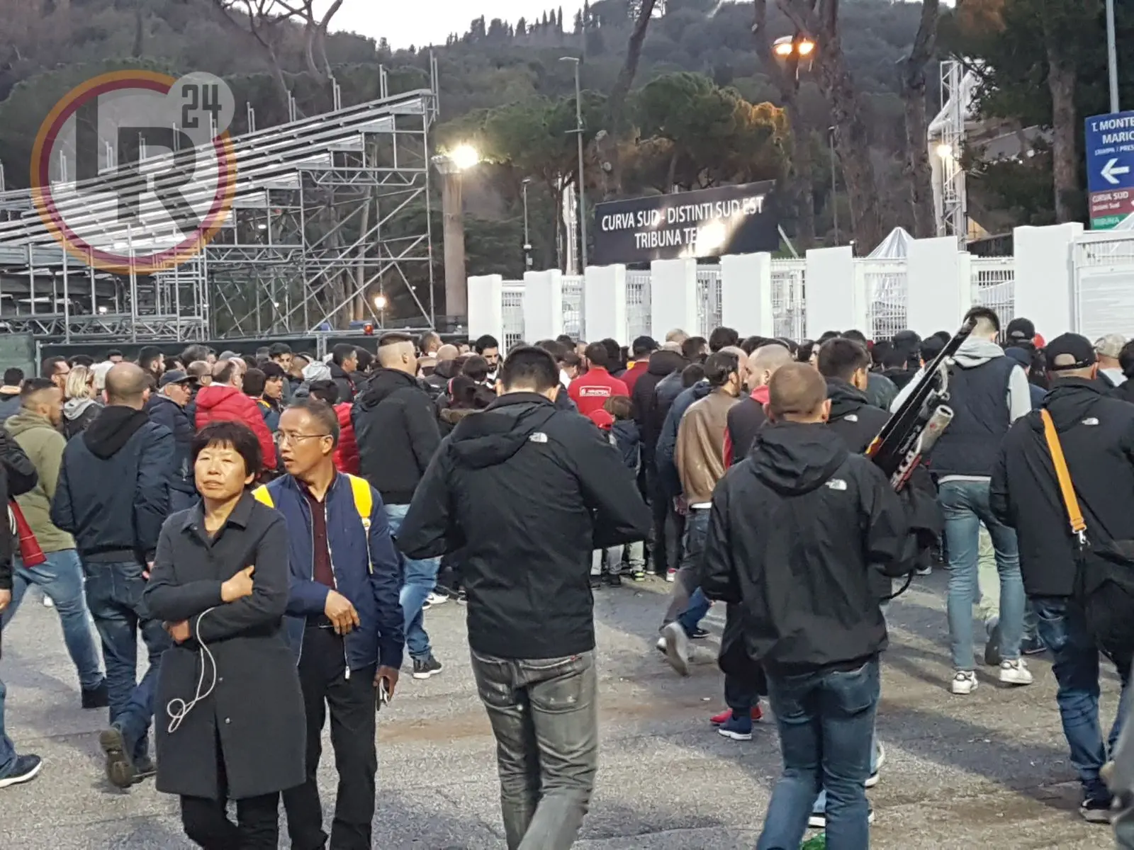 ingresso curva sud tifosi