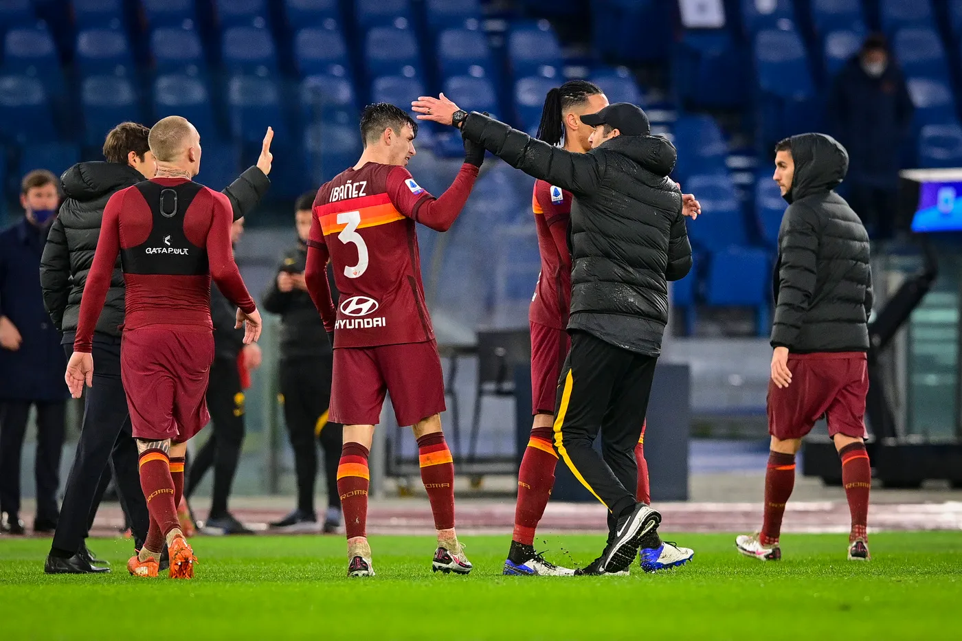 12223383 small