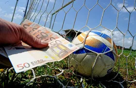 1425465419 soldi calcio